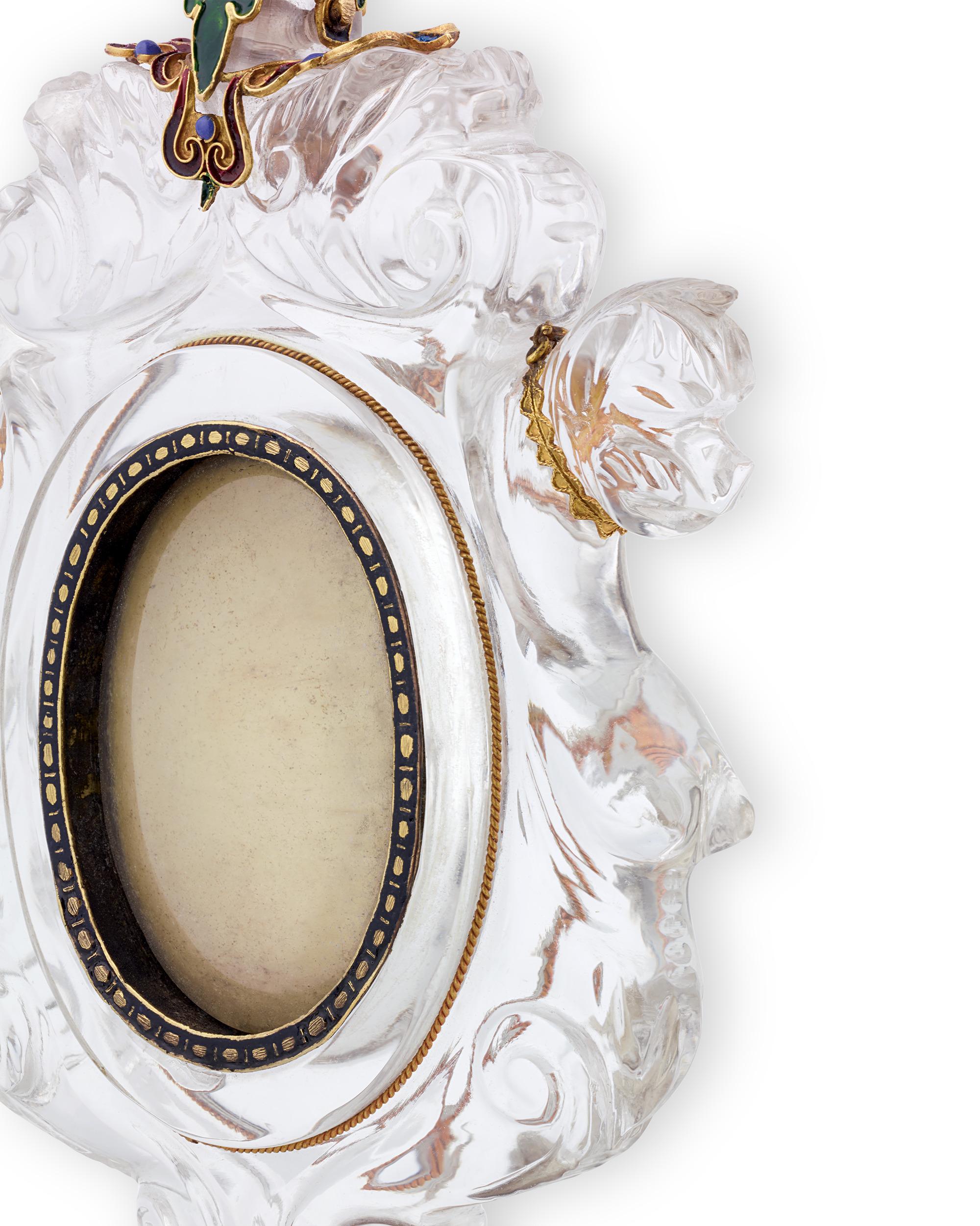 Agnus Dei en cristal de roche et or
Fin du XVIe, début du XVIIe siècle
Cas fabriqué à Milan
Agnus Dei en cire du Vatican

Parmi les objets religieux les plus importants de la Renaissance, le médaillon de l'Agnus Dei illustre l'apogée de la culture