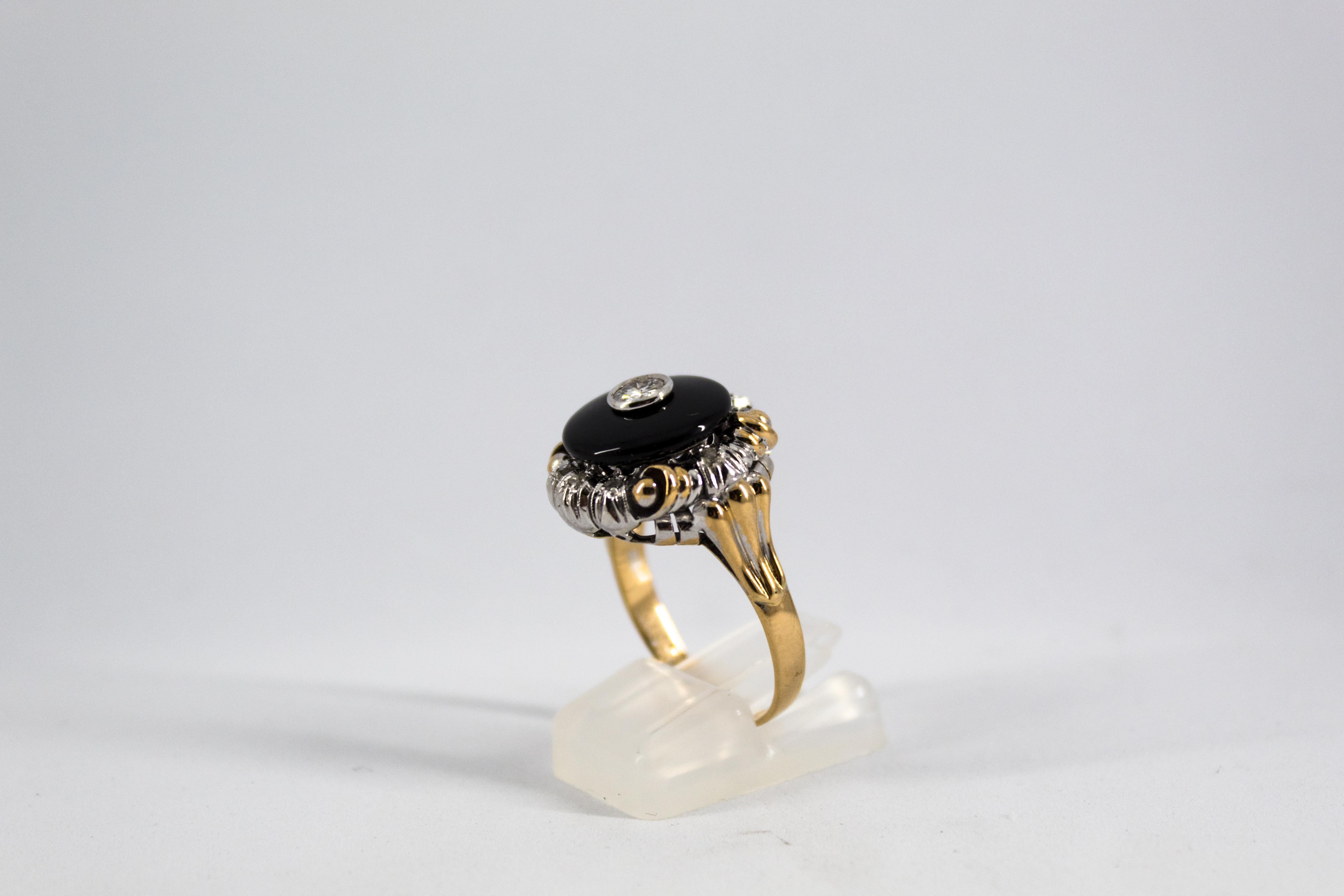 Renaissance Style 0.20 Carat White Diamond Onyx Yellow Gold Cocktail Ring In New Condition In Naples, IT