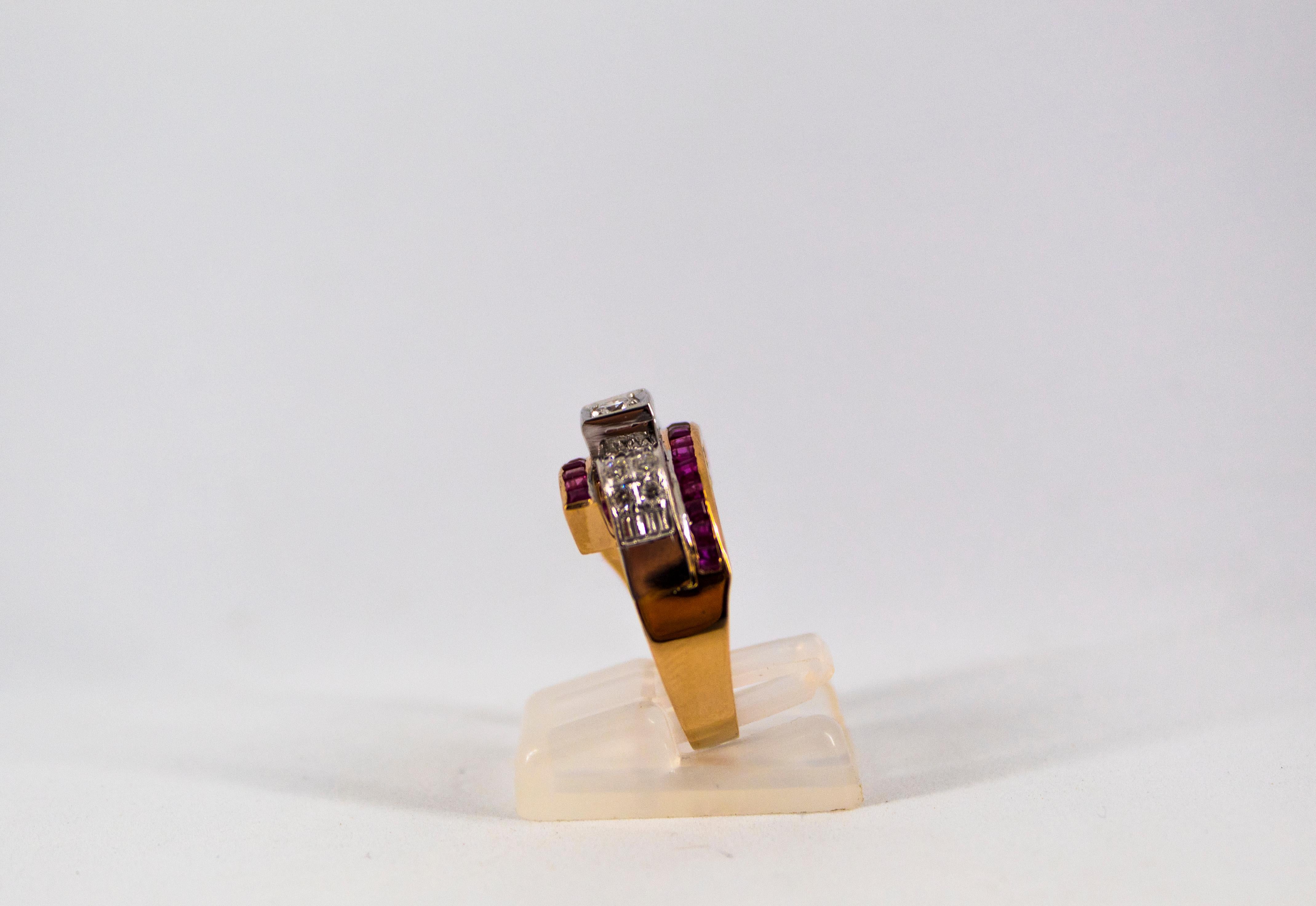 Women's or Men's Renaissance Style 0.50 Carat White Diamond 1.10 Carat Ruby Yellow Gold Ring For Sale