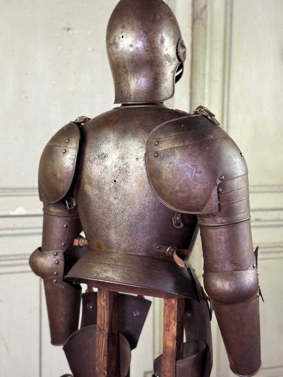 Armure de style Renaissance, vers 1880 Bon état à Honnelles, WHT