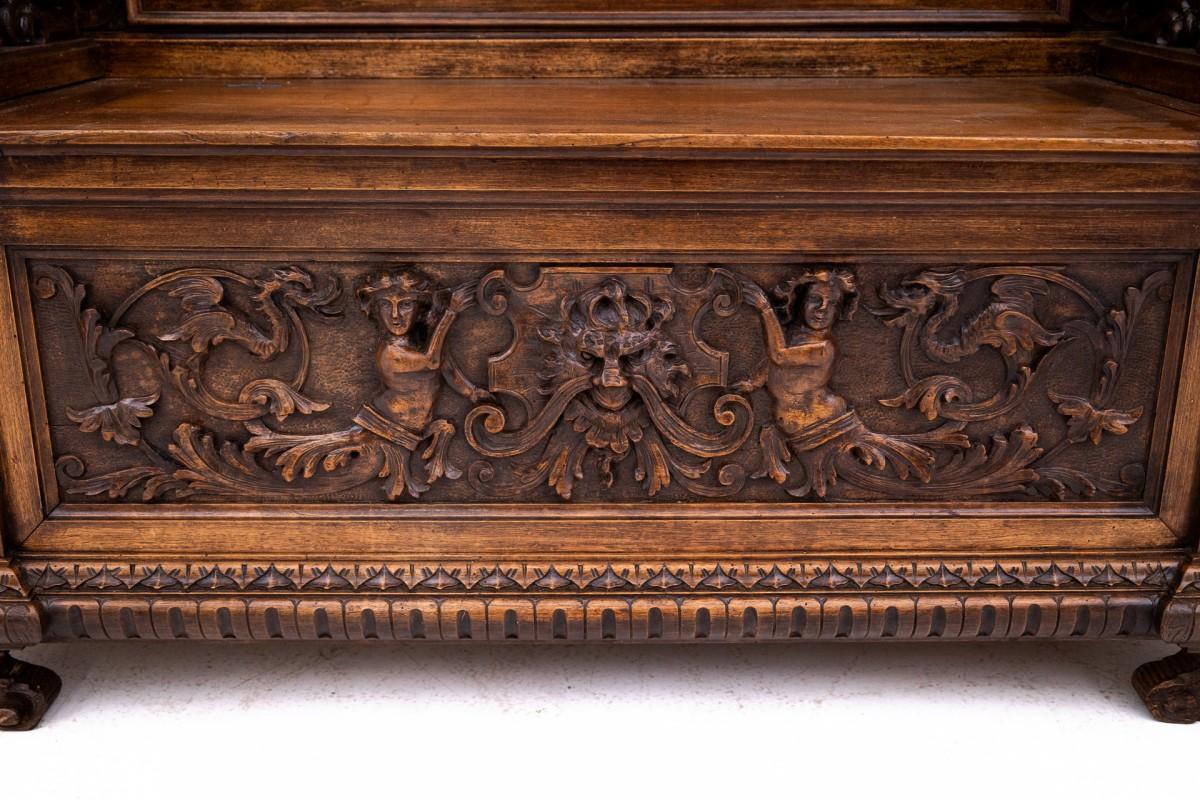 Renaissance style bench with storage, France, circa 1870. 4