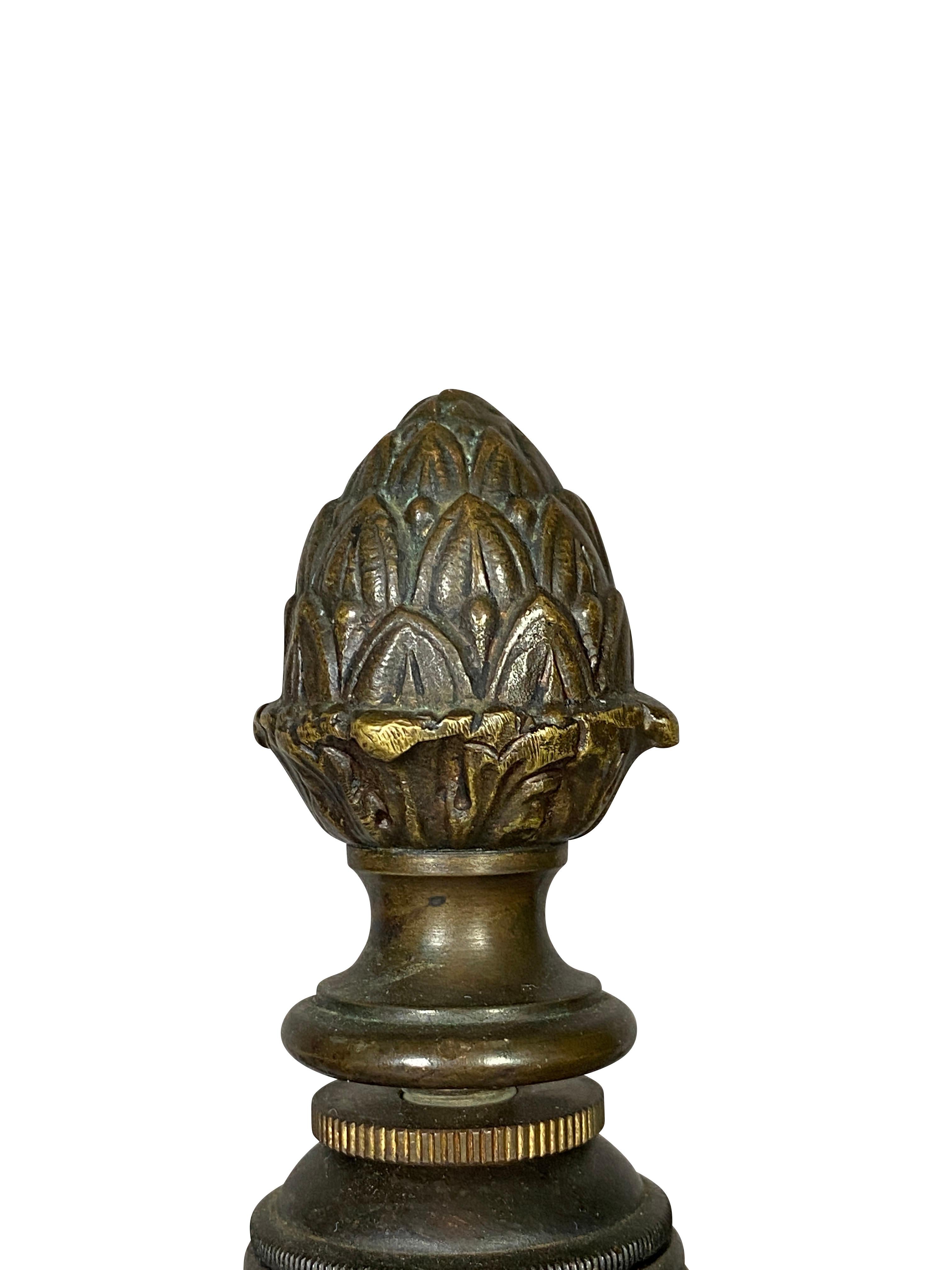 Tischlampe aus Bronze im Renaissance-Stil im Angebot 4
