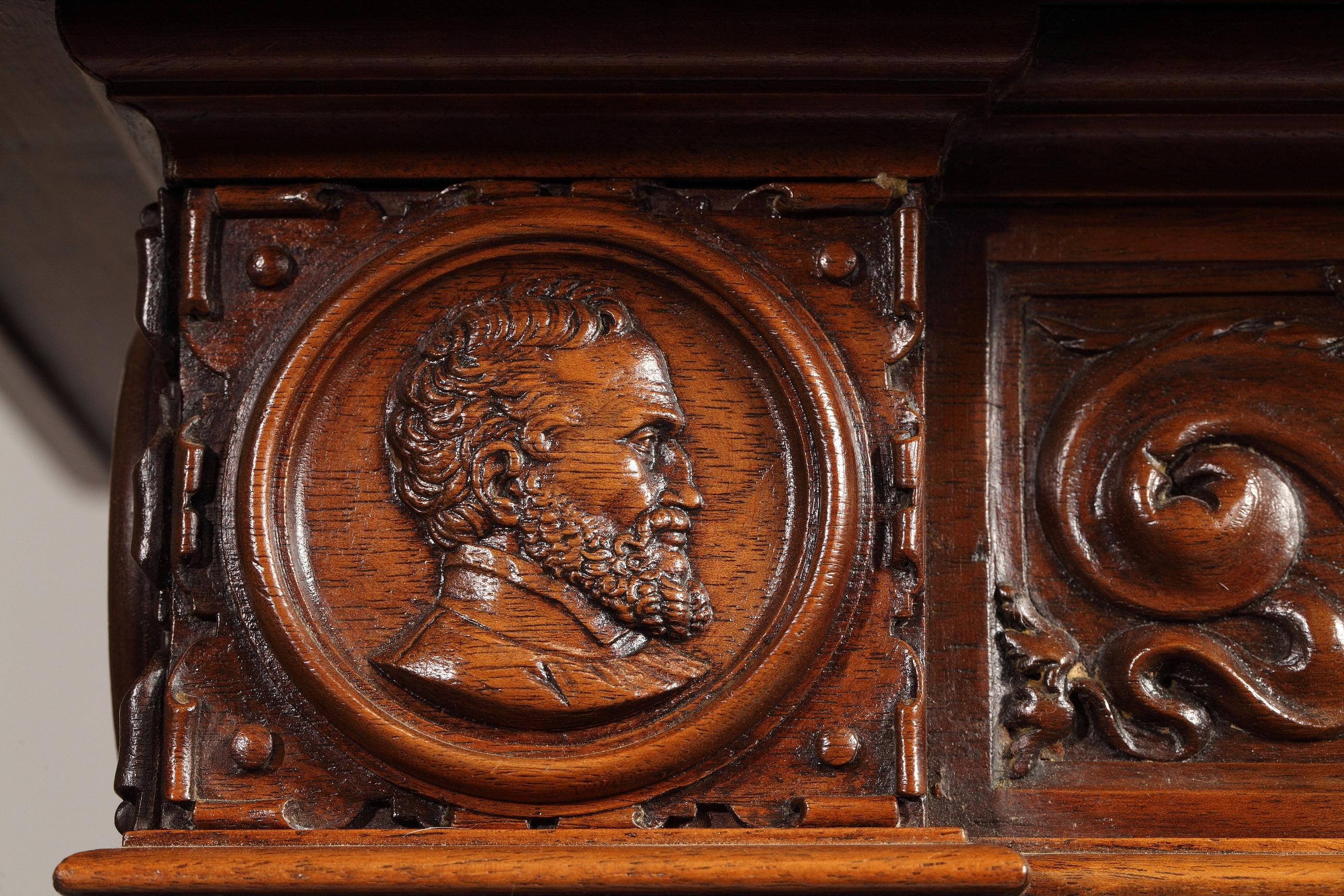 Fine XIX secolo Gabinetto in stile rinascimentale, Francia, 1870 circa in vendita