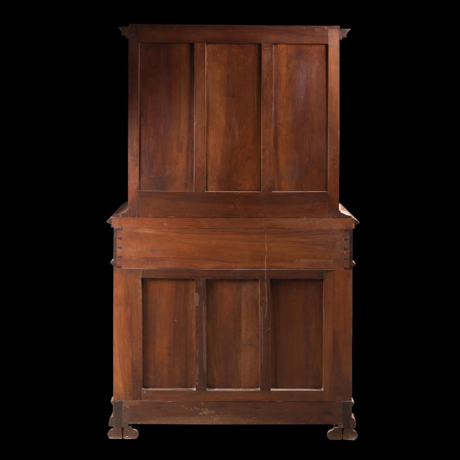 Renaissance Style Cabinet in Carved Walnut, 19th Century. For Sale 6