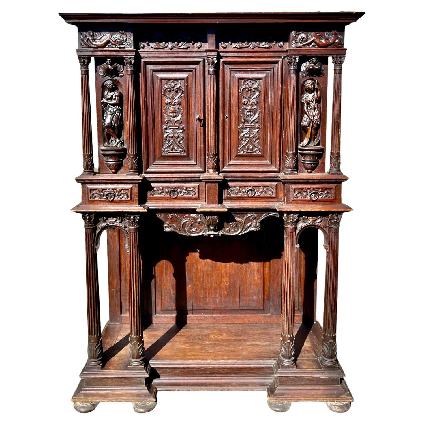 Renaissance Style Carved Cabinet in oak, XIXth century For Sale