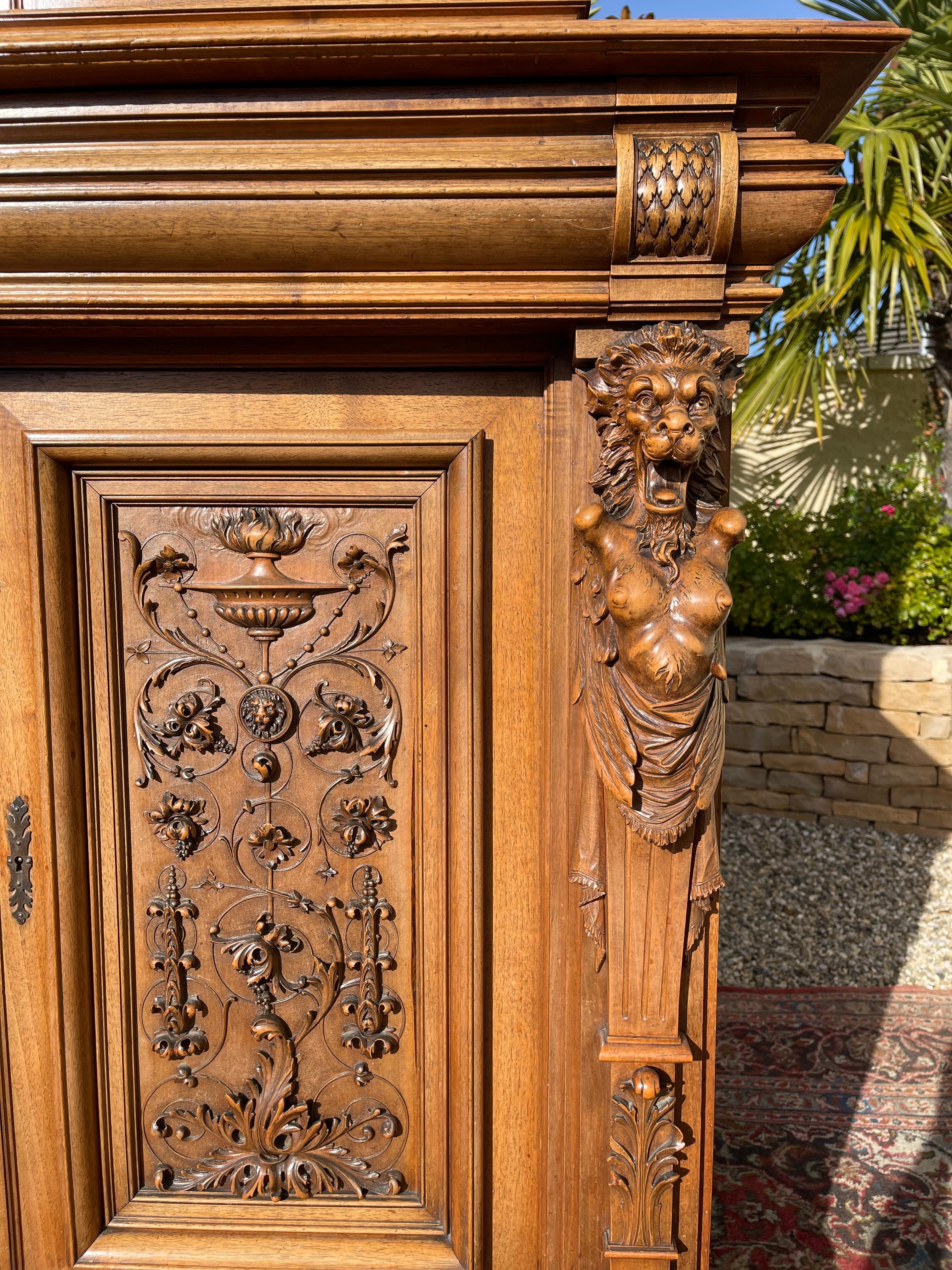 Renaissance Style, Carved Walnut Buffets, 19th Century For Sale 7