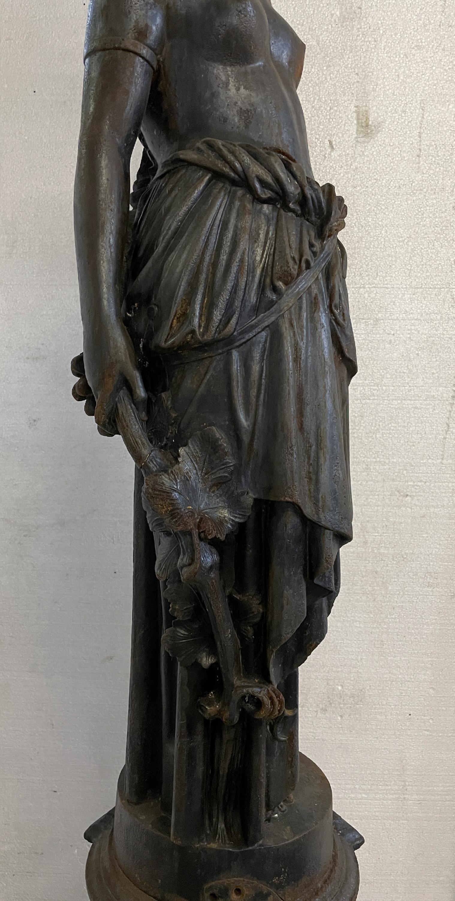Français Modèle de fontaine de style Renaissance présenté à l'Exposition universelle de 1851