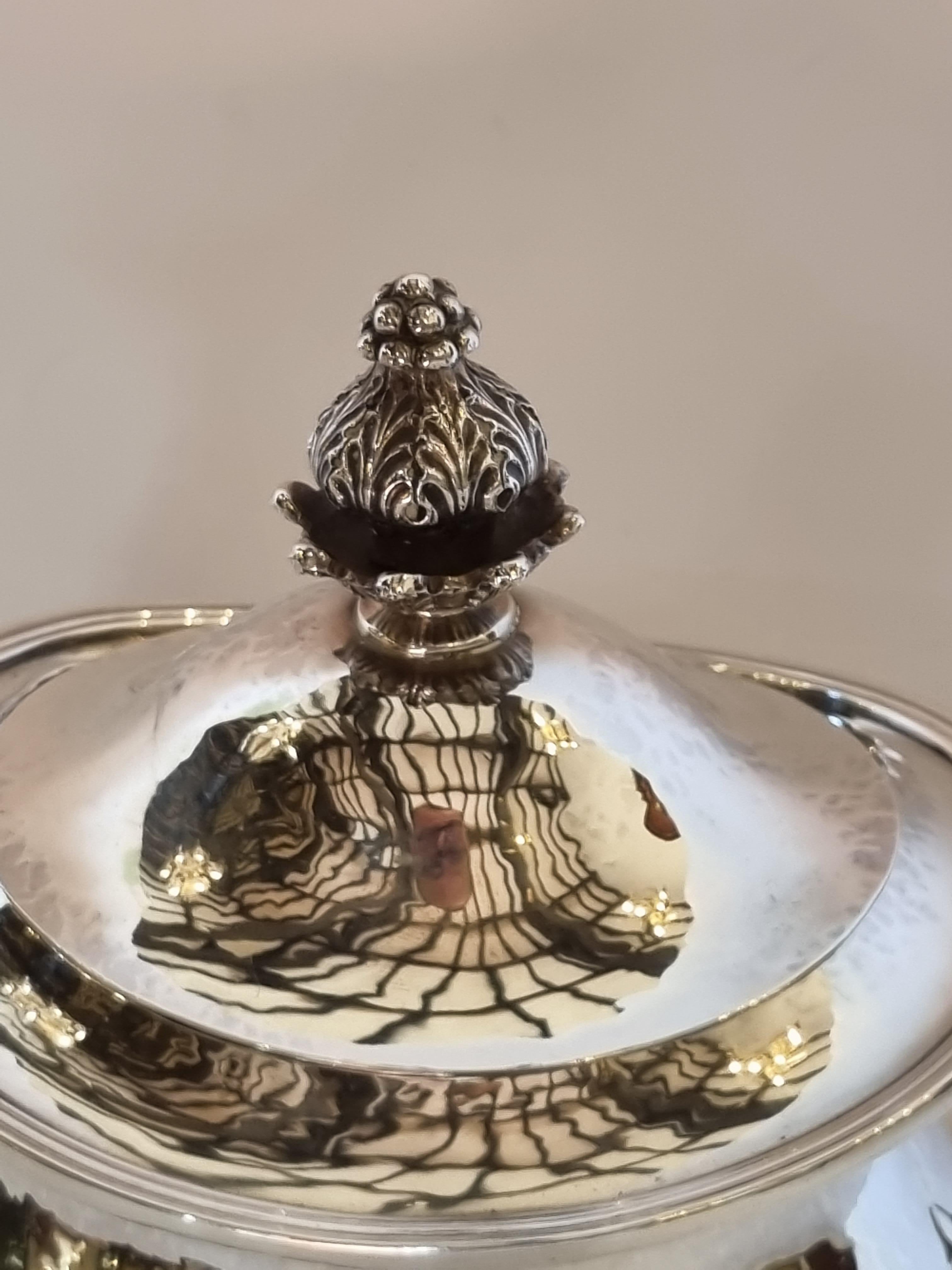 Renaissance Style Four-Piece Sterling Silver Tea and Coffee Set, Italy, 1985 For Sale 9