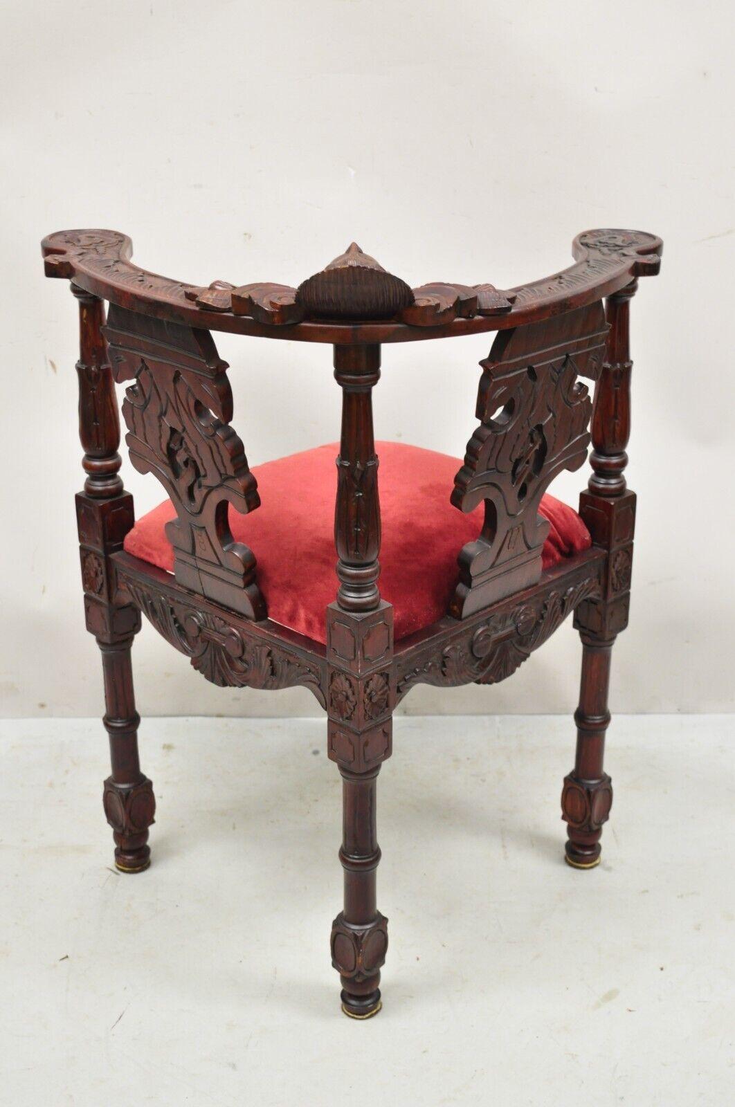 Renaissance Renaissance-Stil Mahagoni Ecksessel Beistellstuhl mit geschnitztem Gesicht im Angebot 6