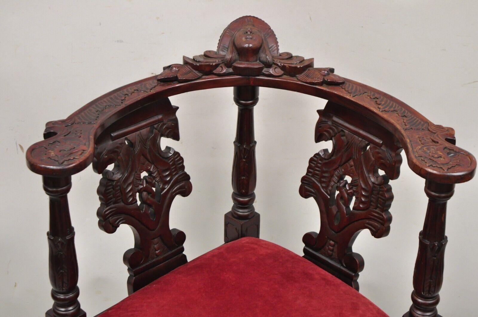 Renaissance Renaissance-Stil Mahagoni Ecksessel Beistellstuhl mit geschnitztem Gesicht im Zustand „Gut“ im Angebot in Philadelphia, PA