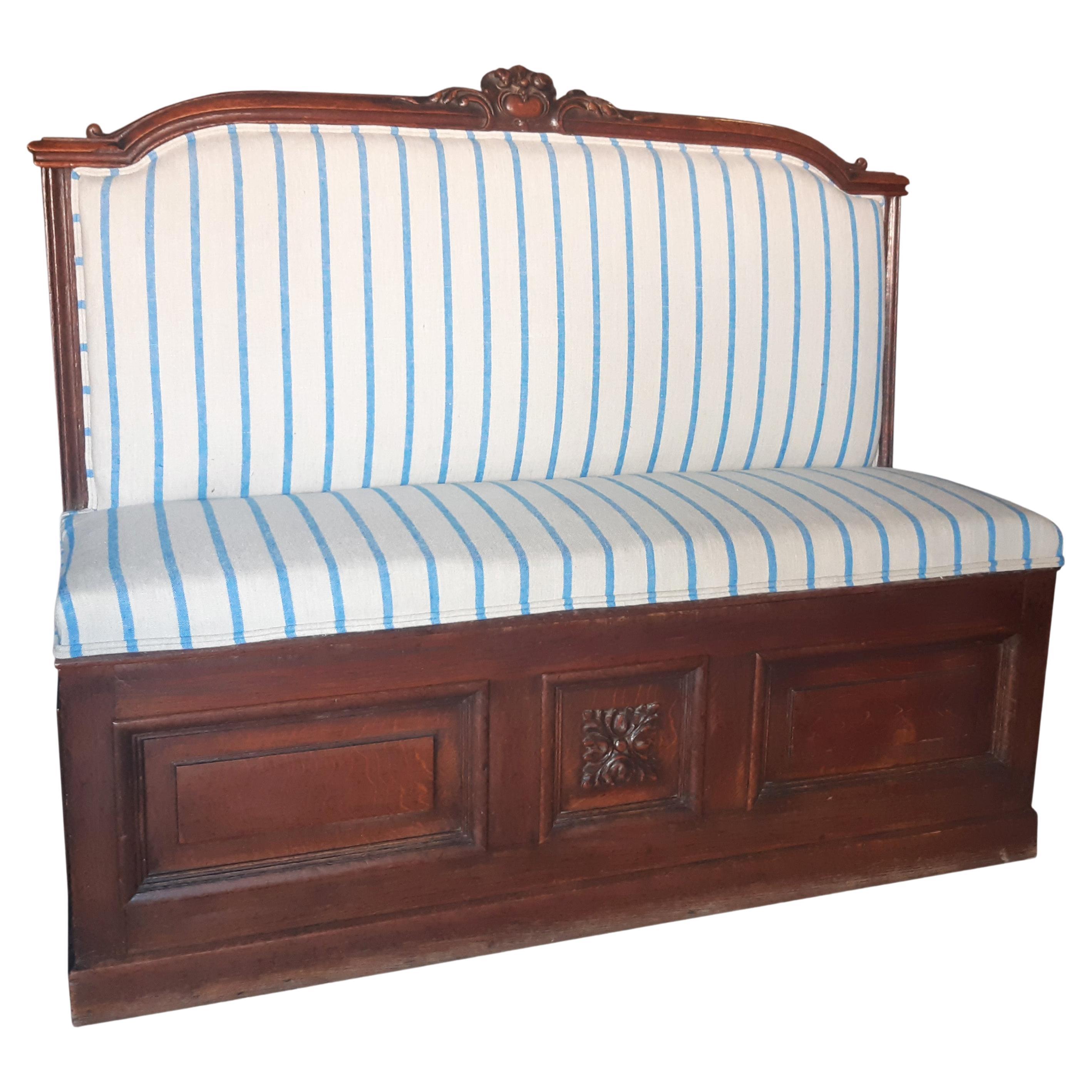 Renaissance Style Oak Trunk Bench Striped Fabric french antiquity