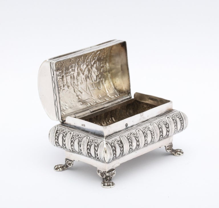 Renaissance Style Sterling Silver Paw-Footed Trinkets Box With Hinged Lid  For Sale 8