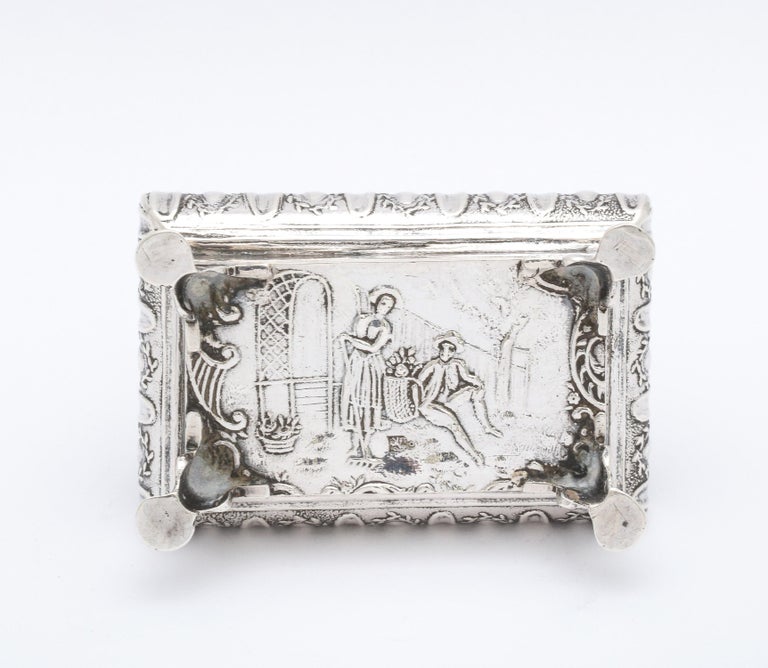 Renaissance Style Sterling Silver Paw-Footed Trinkets Box With Hinged Lid  For Sale 10