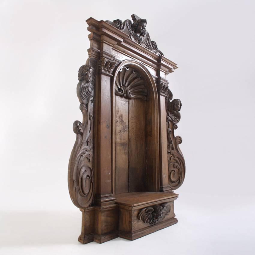 Renaissance-Style Wall Nook, 20th Century In Good Condition In Greding, DE