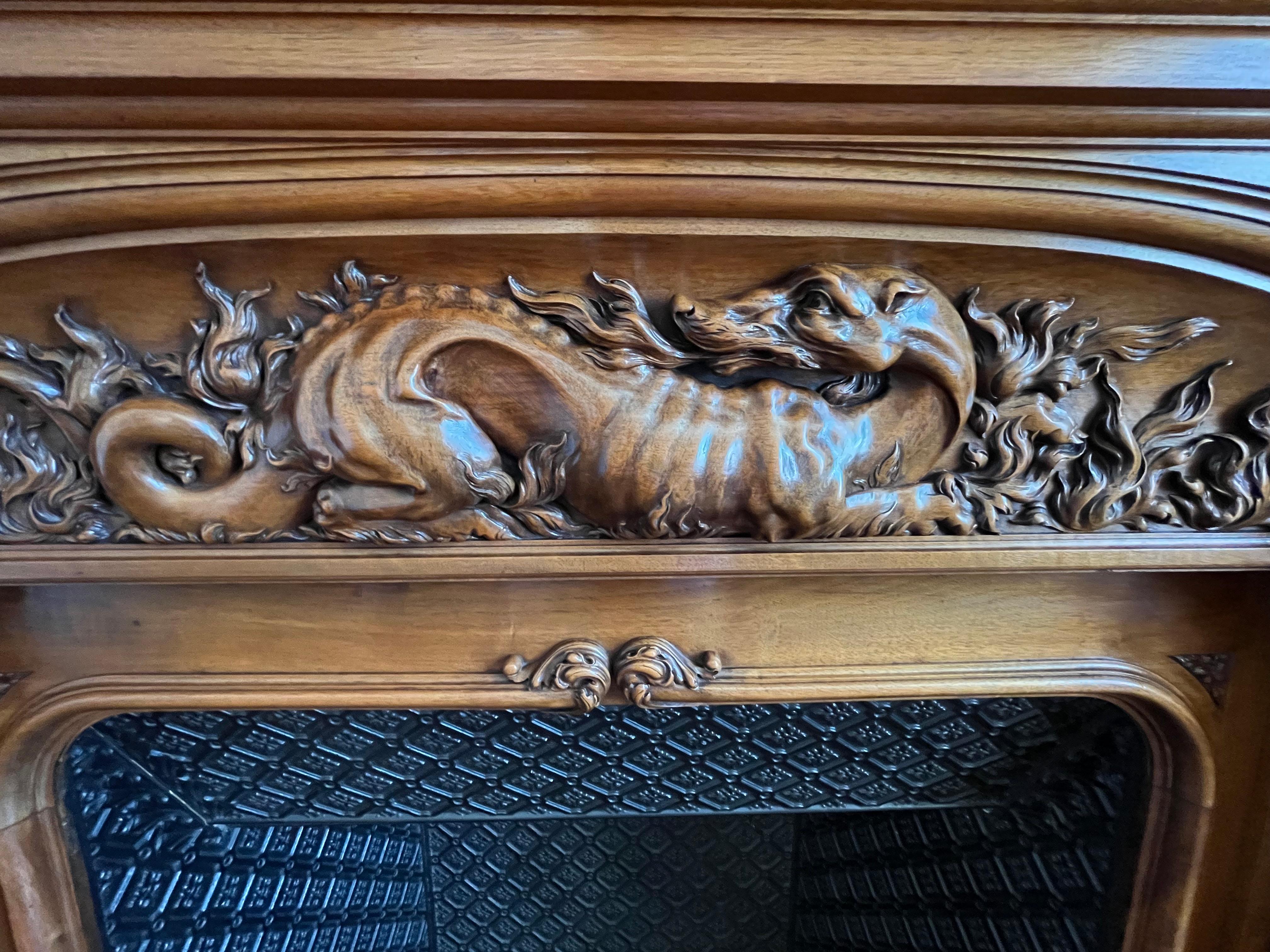 Renaissance Style Walnut Castle Fireplace, Height 3m61 - XIXth century For Sale 4