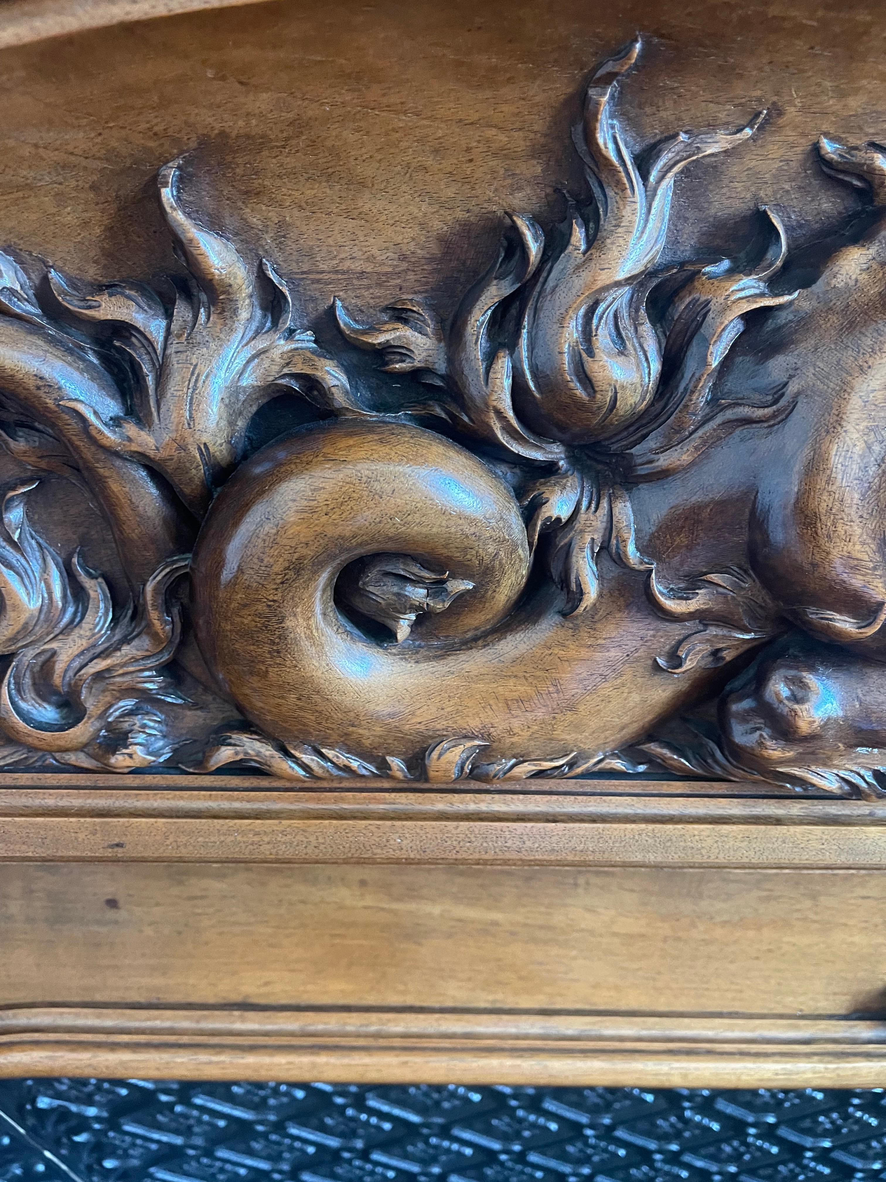 Renaissance Style Walnut Castle Fireplace, Height 3m61 - XIXth century For Sale 11
