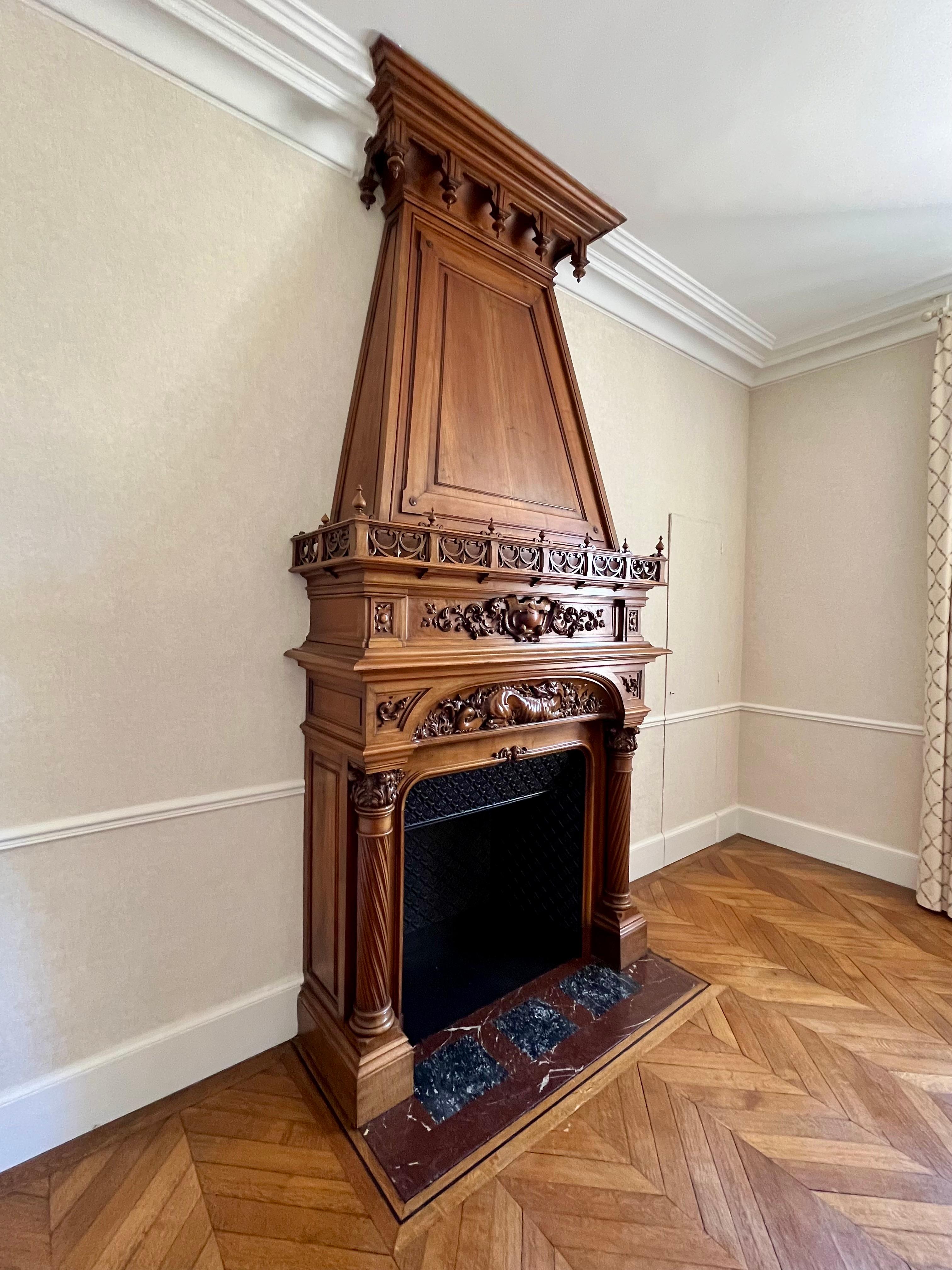 French Renaissance Style Walnut Castle Fireplace, Height 3m61 - XIXth century For Sale