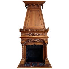 Antique Renaissance Style Walnut Castle Fireplace, Height 3m61 - XIXth century