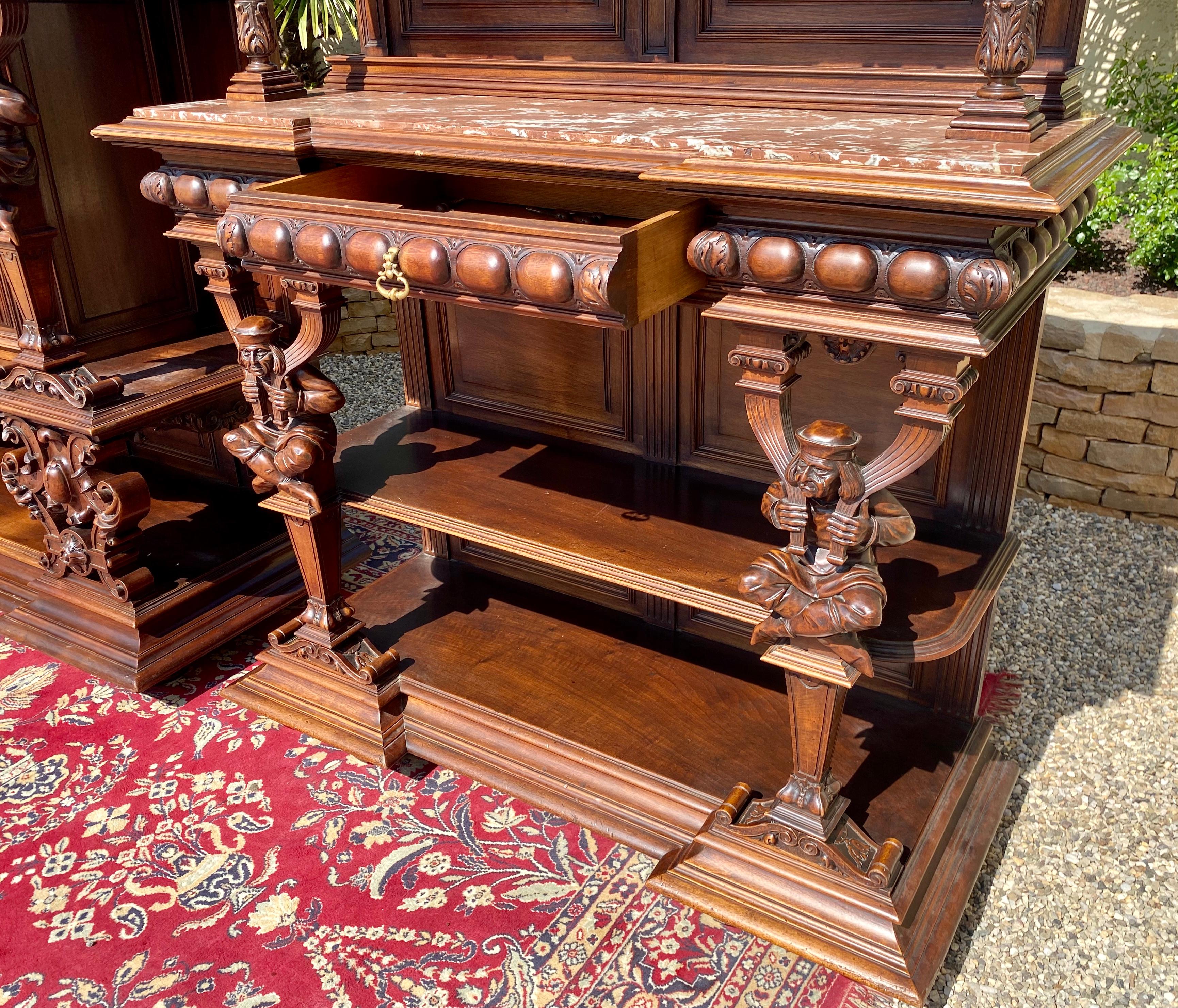 Renaissance Style Walnut Dining Room Richly Carved, 19th Century 8