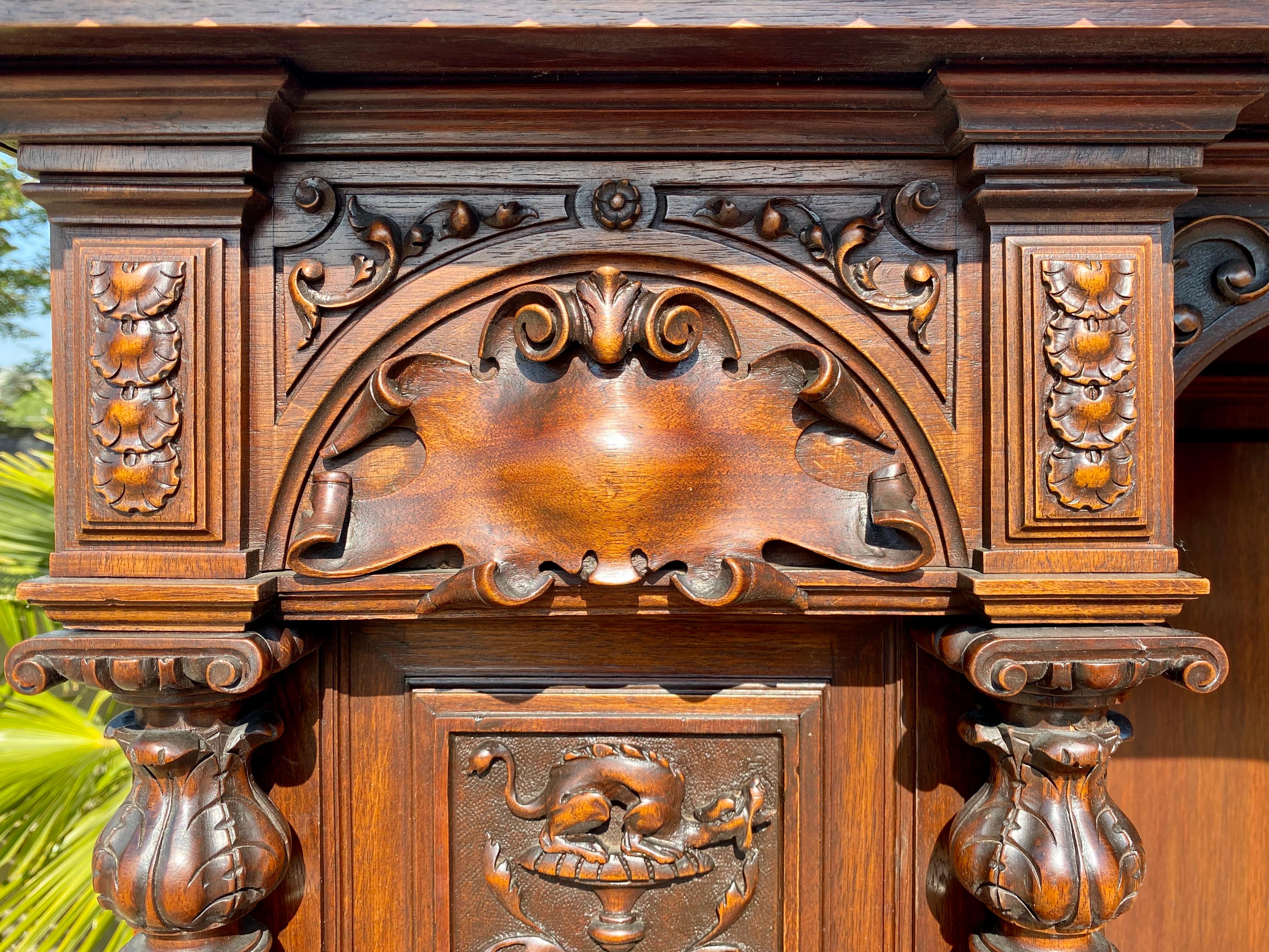 Hand-Carved Renaissance Style Walnut Dining Room Richly Carved, 19th Century