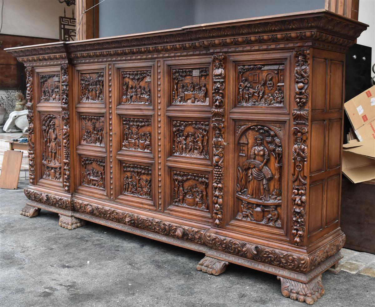 Français Armoire de style Renaissance en vente