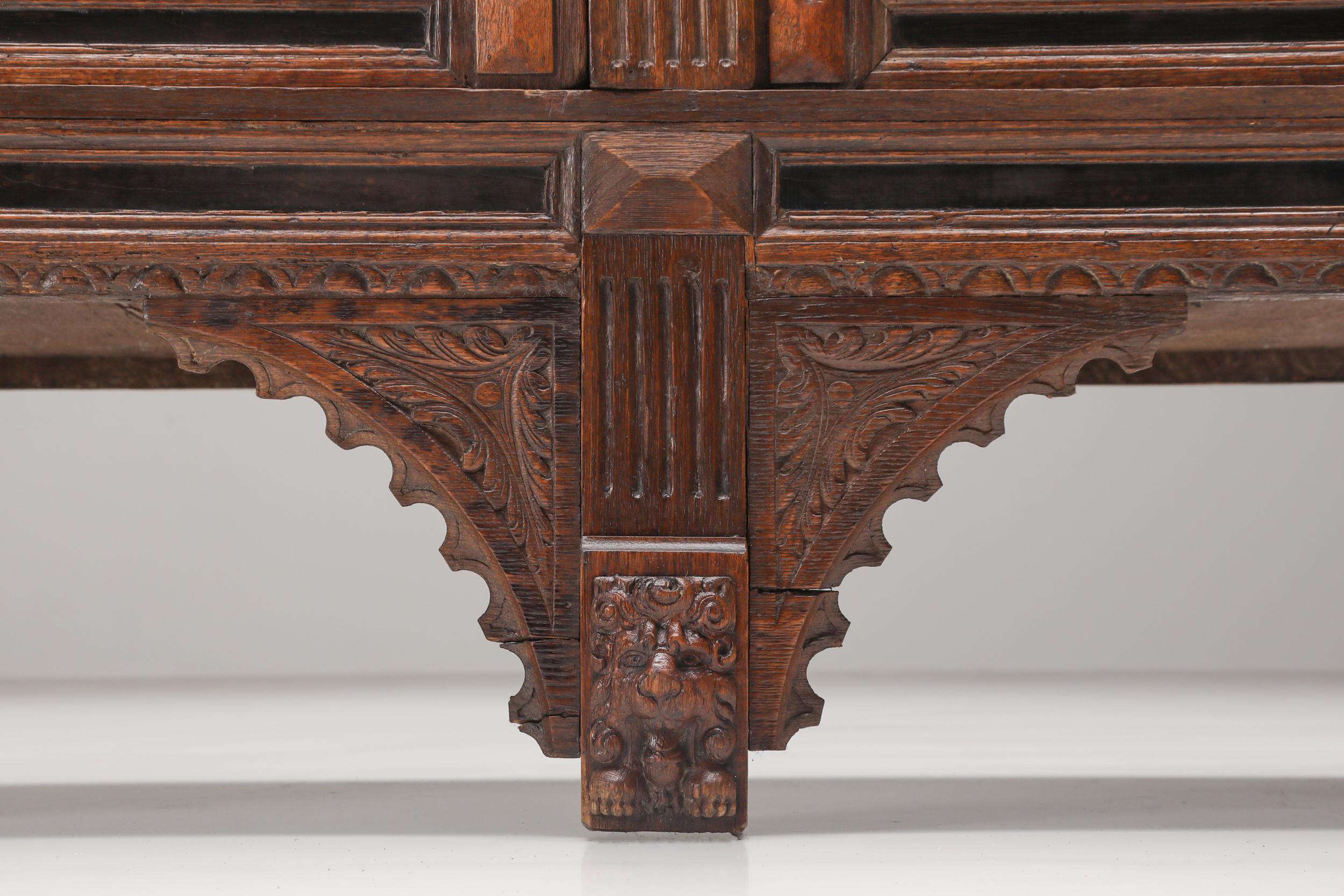 Utrechtse Poort Dutch Linnen Cupboard, Craftsman, 17th Century For Sale 2