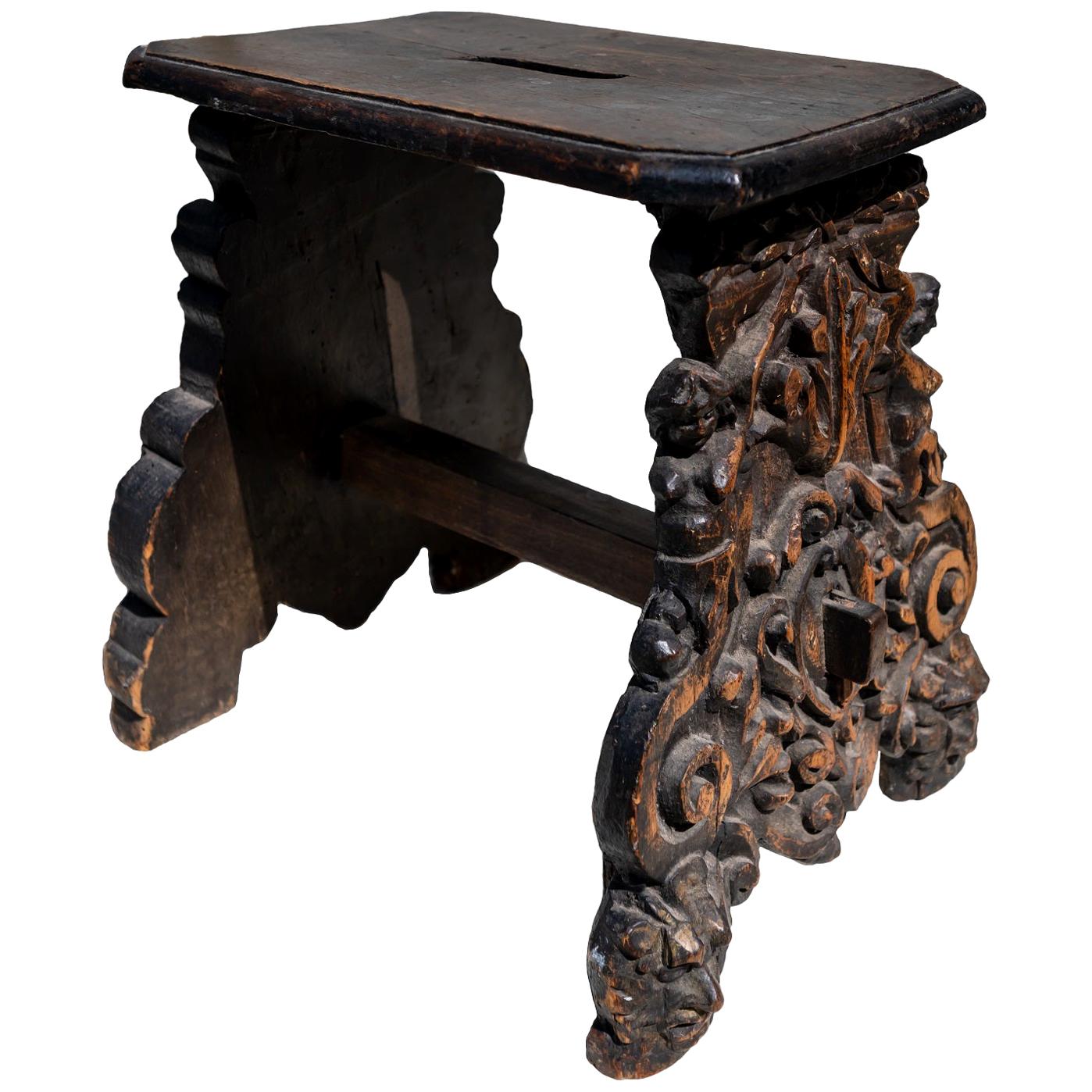 Renaissance Wood Carved Stool, circa 17th Century, Italy For Sale