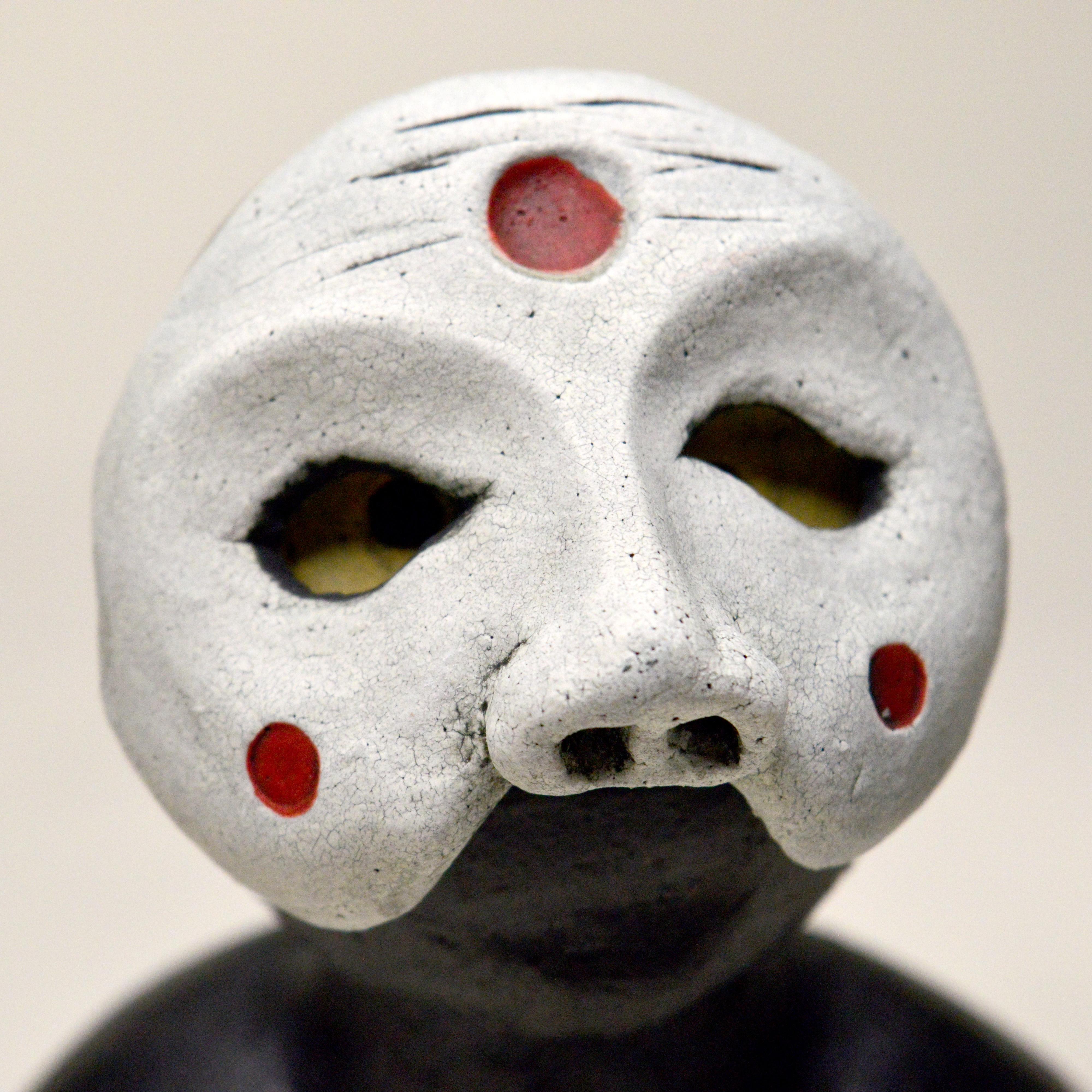 Pin·e·co 003 masked friends; Korean bride mask - Black Figurative Sculpture by Renate Frotscher