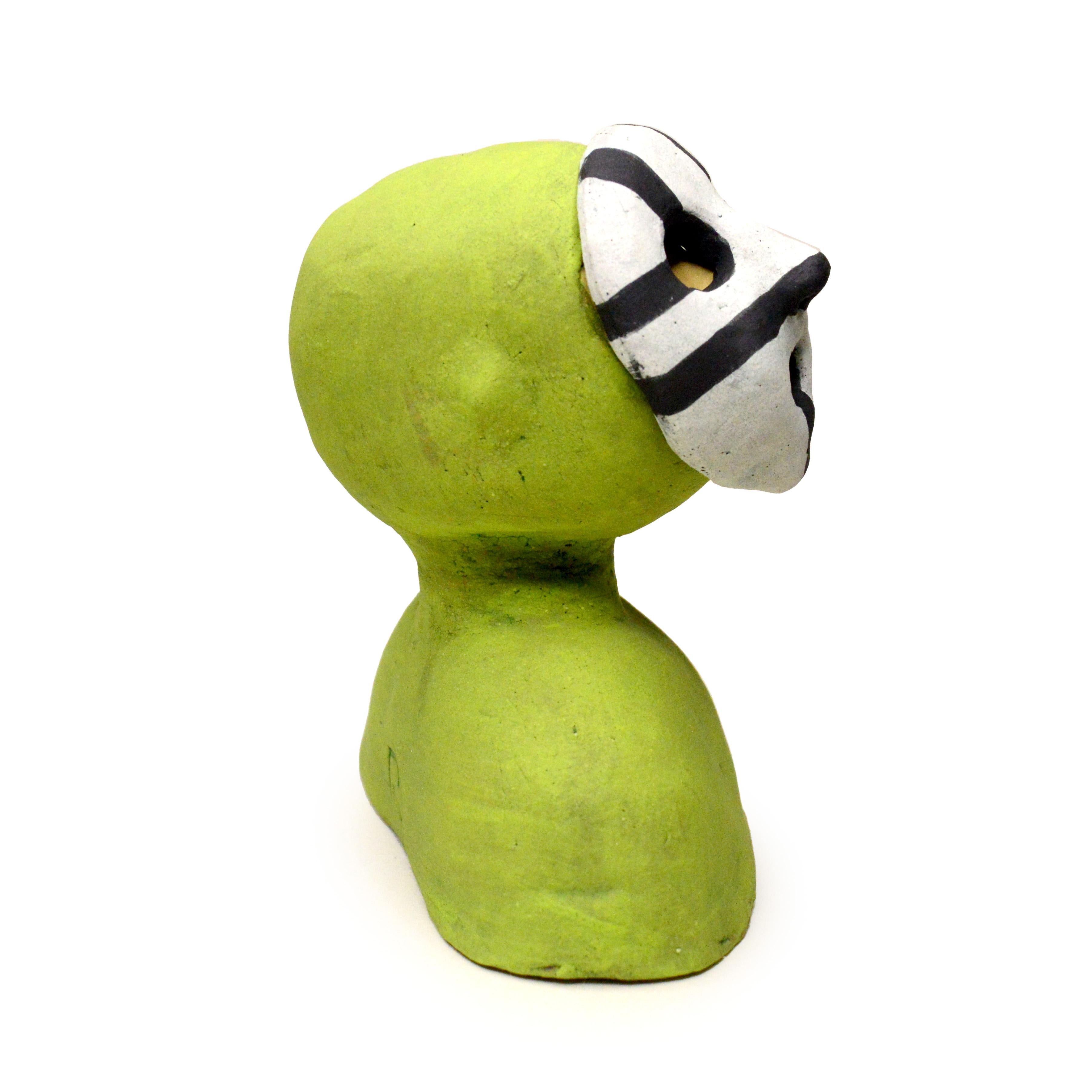 Pin·e·co 004 Original Ceramic Sculpture with mask - Green Figurative Sculpture by Renate Frotscher