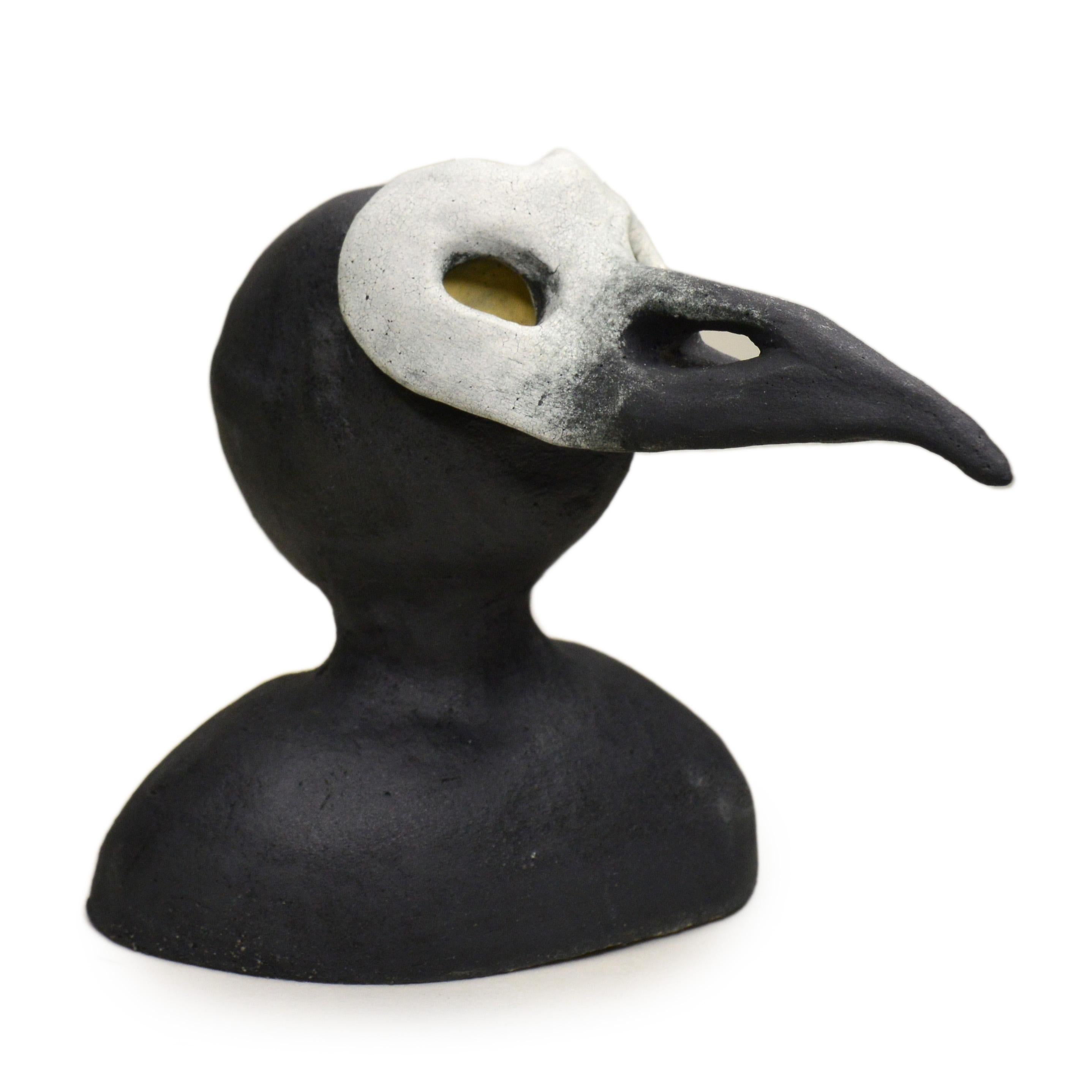 Renate Frotscher Figurative Sculpture - Pin·e·co 014 Original Ceramic Sculpture with crow mask