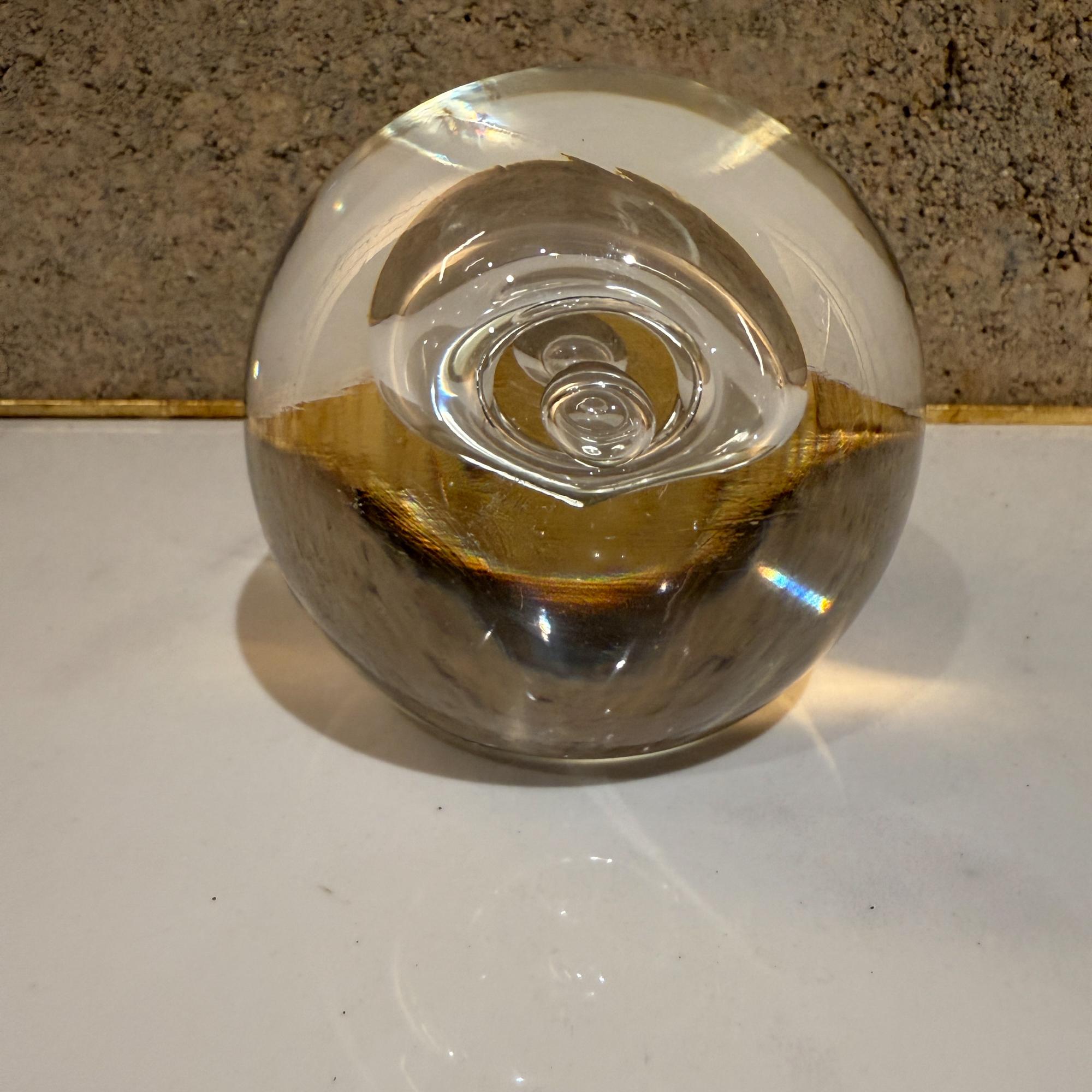Renato Anatra Murano Kunstglas Kugelgesteuerte Blase Mid-Century Briefbeschwerer im Zustand „Gut“ im Angebot in Chula Vista, CA