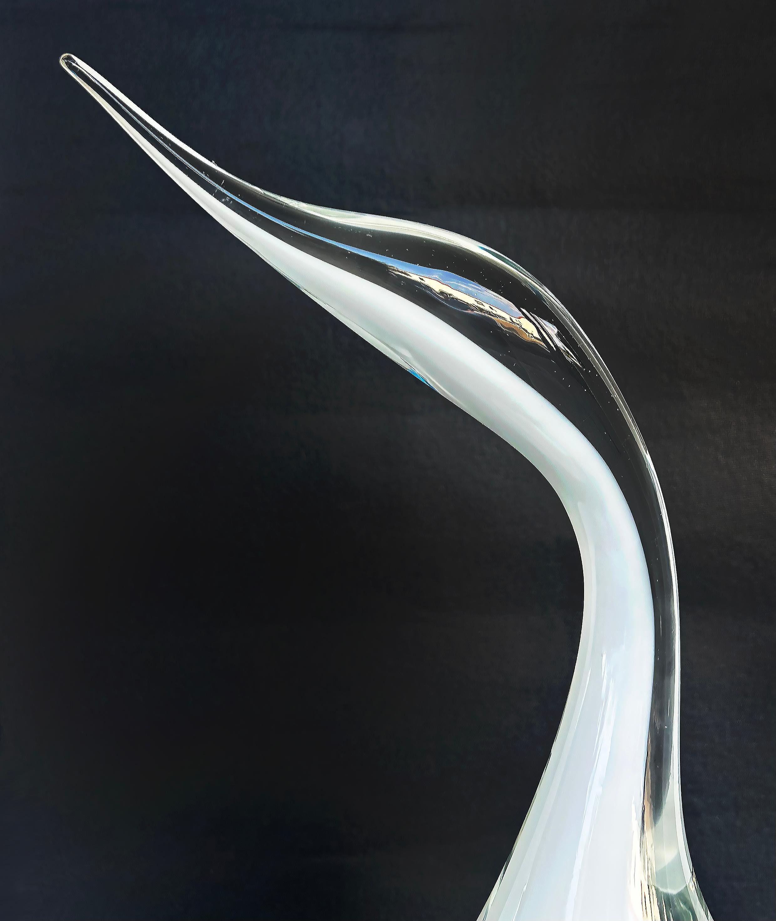 Escultura de pájaro Renato Anatra Murano Glass Sommerso Lattimo, Firmada Italiano en venta