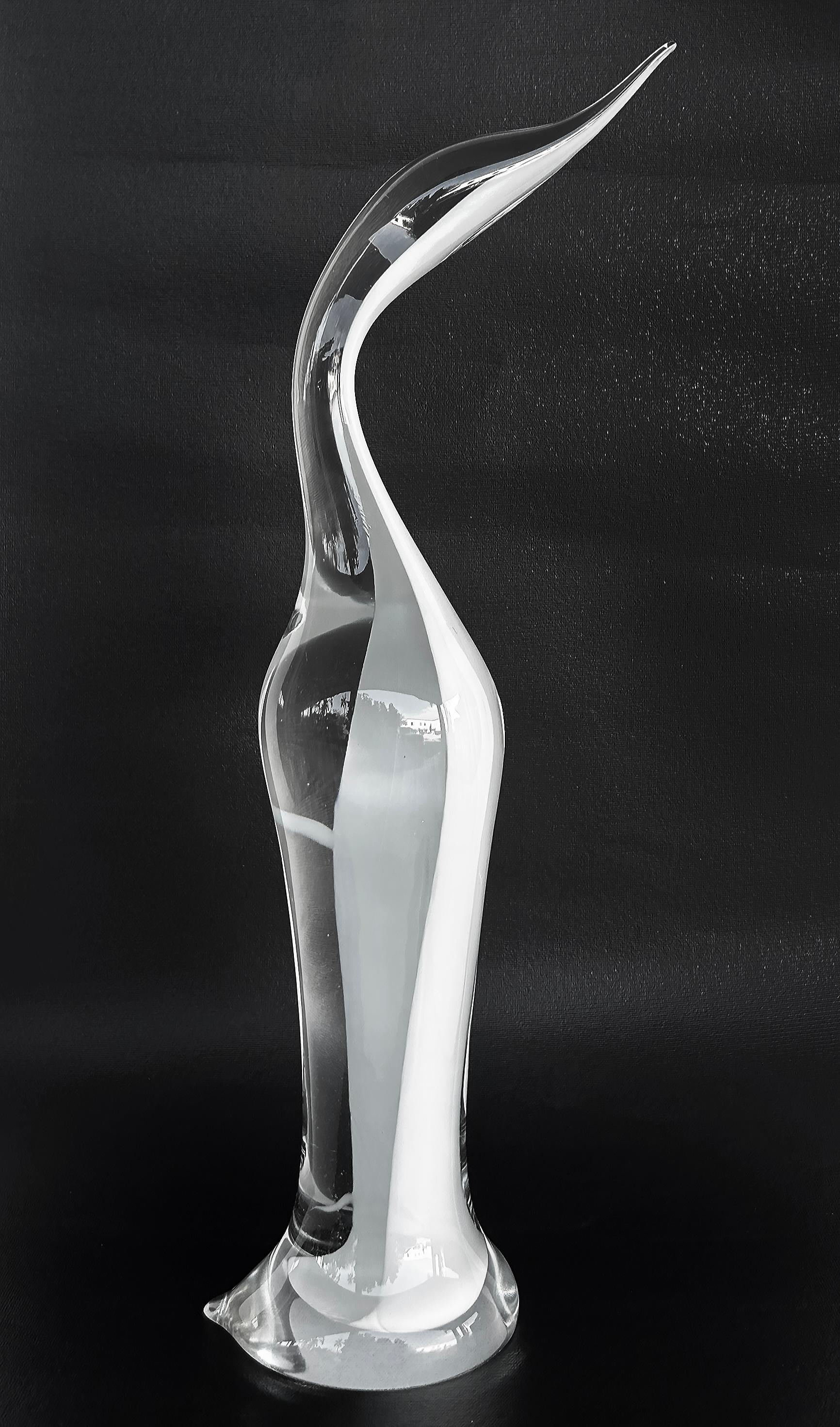 Escultura de pájaro Renato Anatra Murano Glass Sommerso Lattimo, Firmada siglo XX en venta