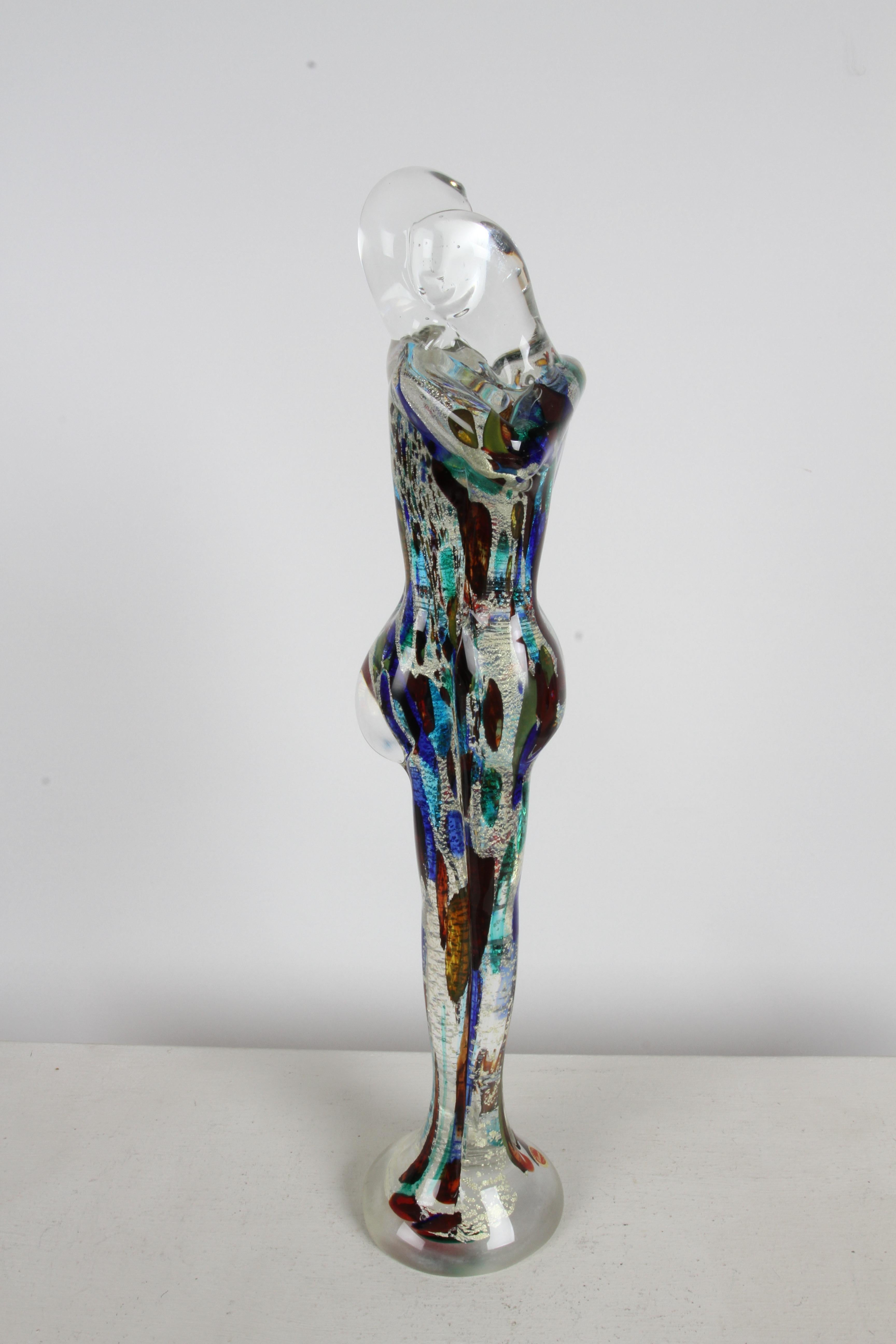 L'artista del vetro Renato Anatra (1943 - 2020) Murano Italia,  scultura in vetro artistico multicolore alta 23 pollici, intrecciata o abbracciata. Non firmato, ma senza dubbio del maestro stesso, ho trovato un'altra combinazione di colori e