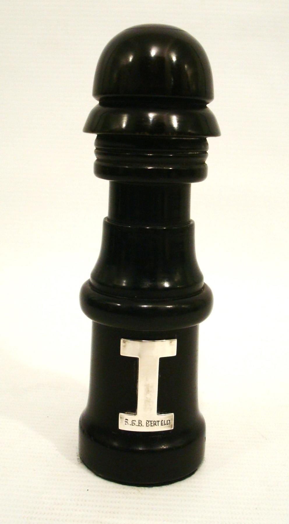 Mid-Century Modern Renato Bertelli Sculpture / Desk Paperweight, 1930´s For Sale