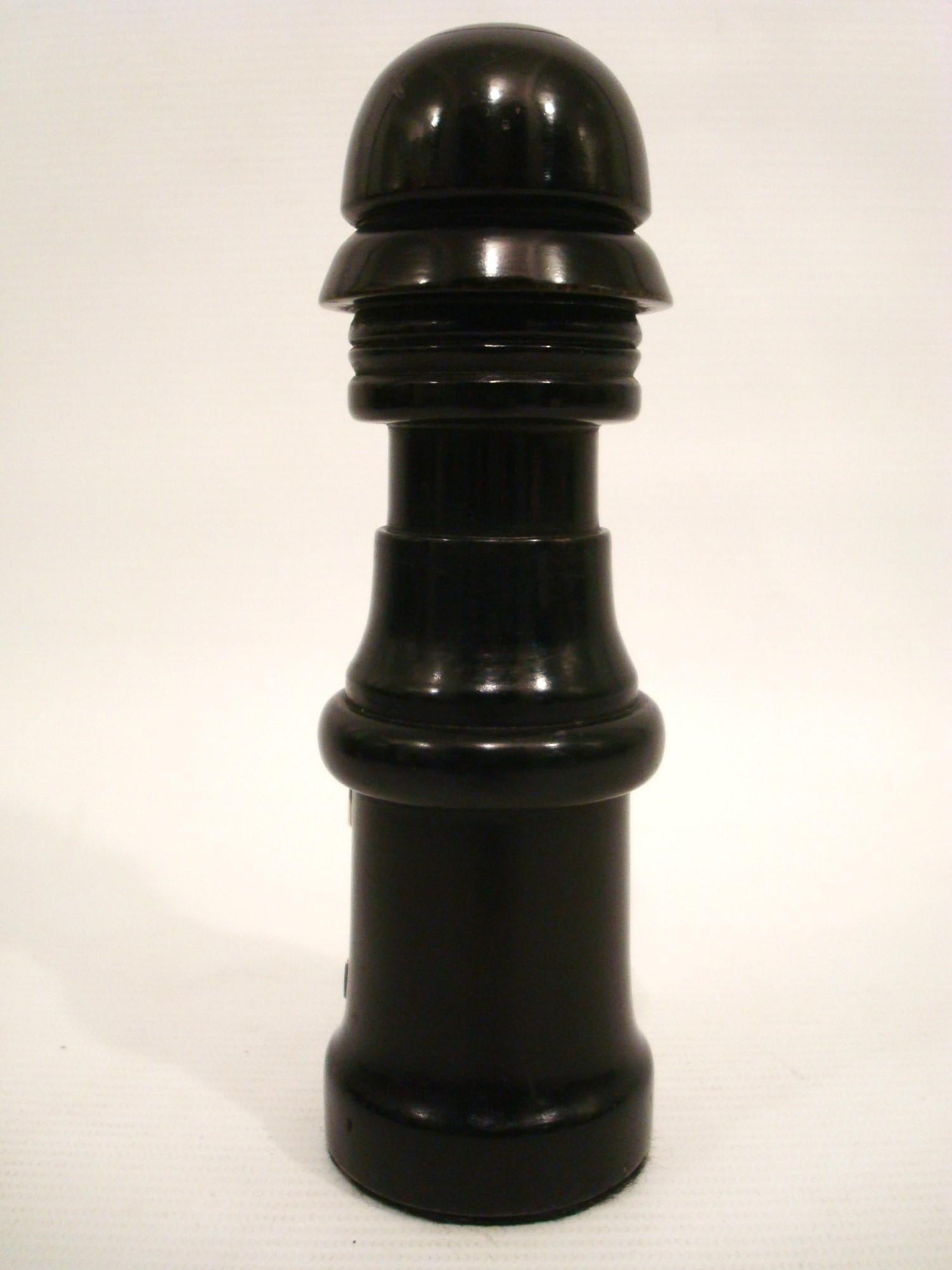 Silver Renato Bertelli Sculpture / Desk Paperweight, 1930´s For Sale
