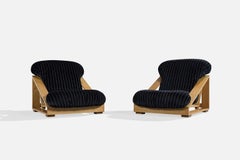 Renato Toso and Roberto Pamio, Lounge Chairs, Pine, Fabric, Italy, 1970s