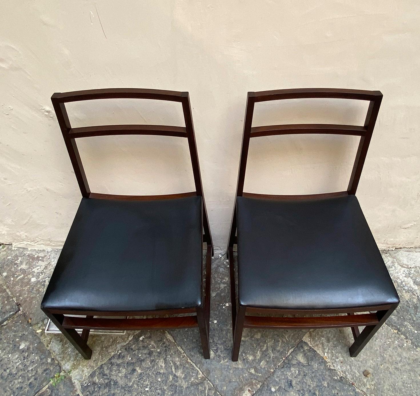 Renato Venturi for Mim Pair of Dining Chairs, 1960s In Good Condition In Naples, IT
