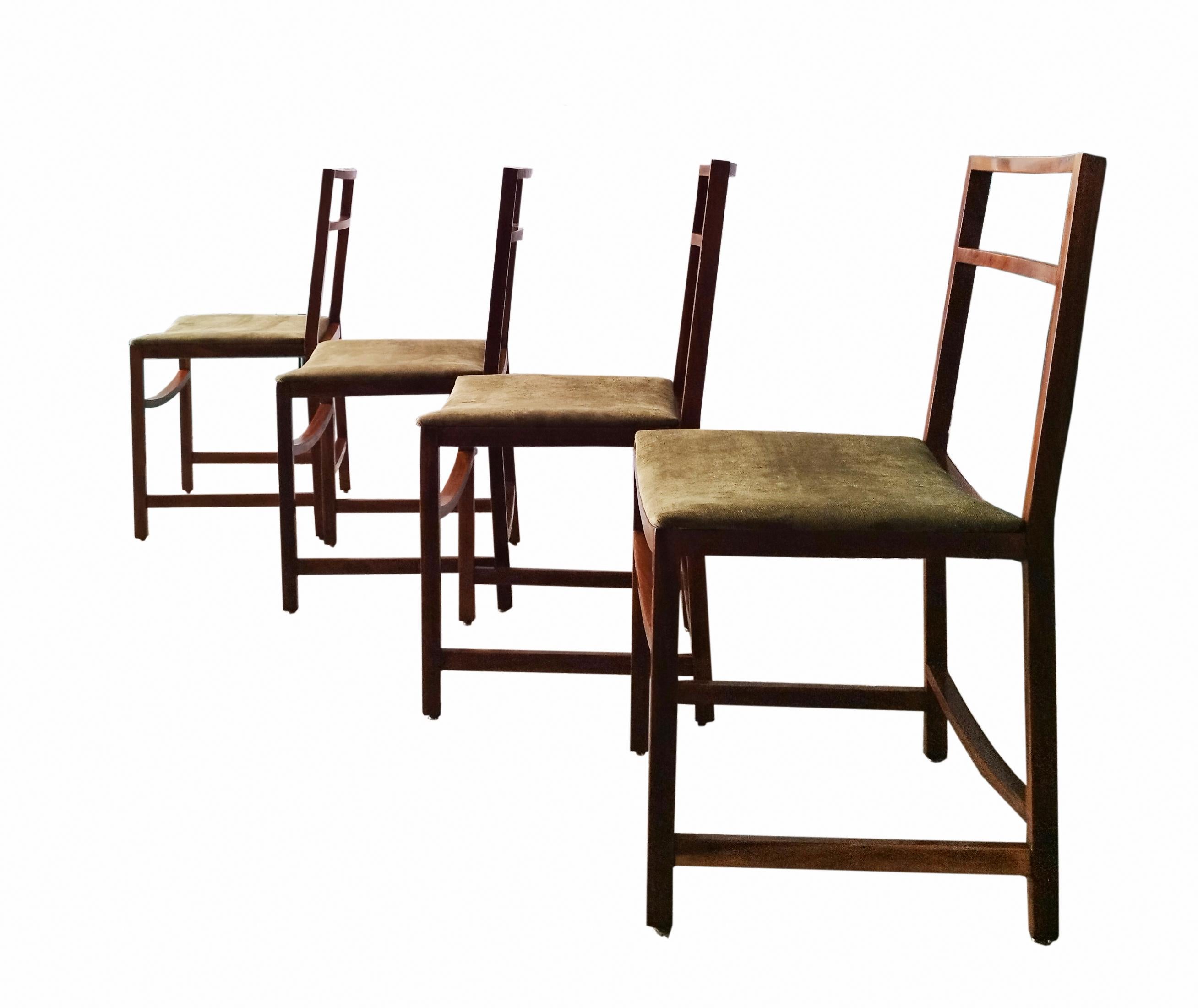 Renato Venturi for Mim Set of 4 Green Fabric and Wood Chairs, Italy 1960s In Good Condition In Naples, IT