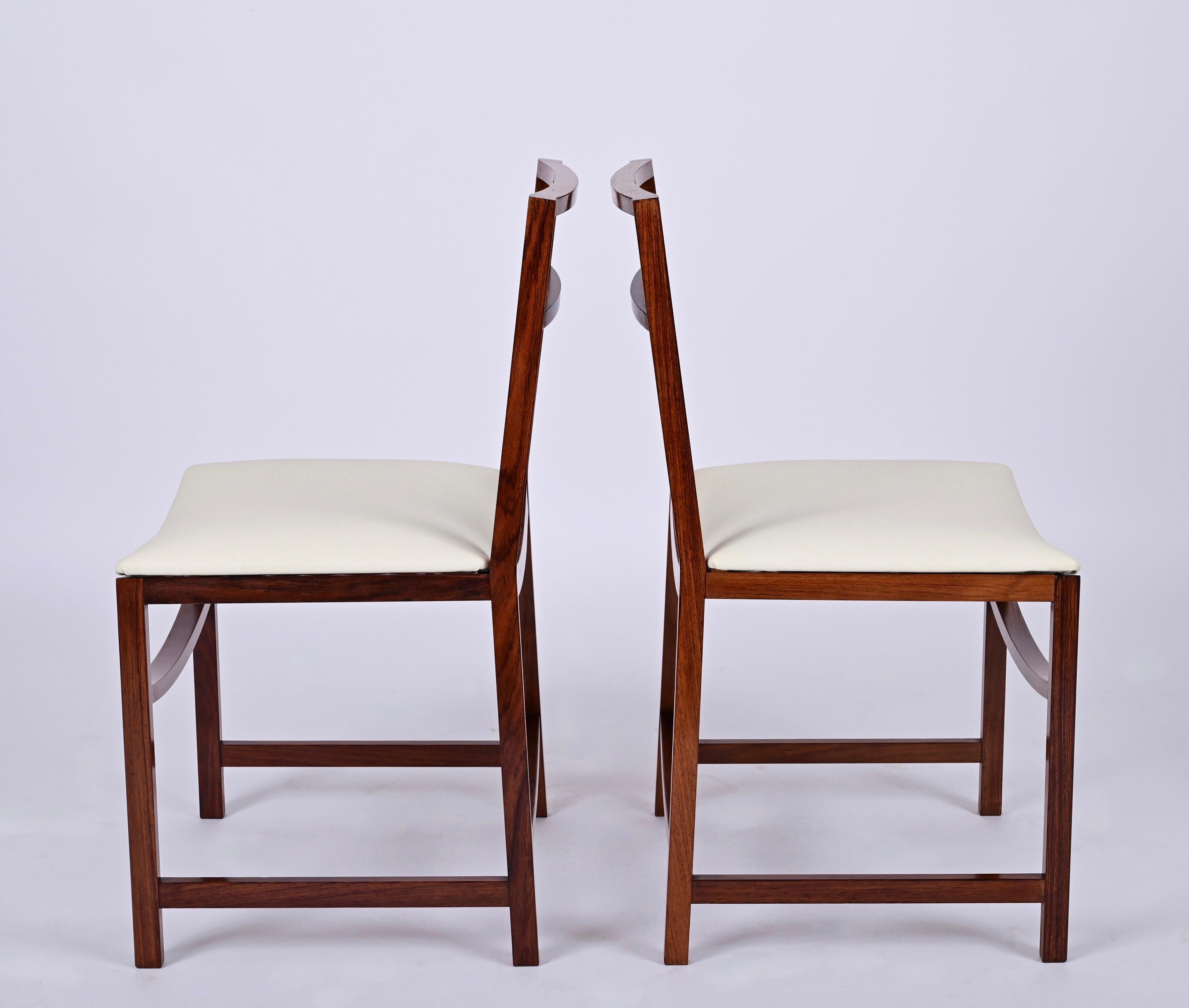 Renato Venturi Set of 8 Italian Dining Chairs for MIM Roma, Italy 1960s For Sale 2