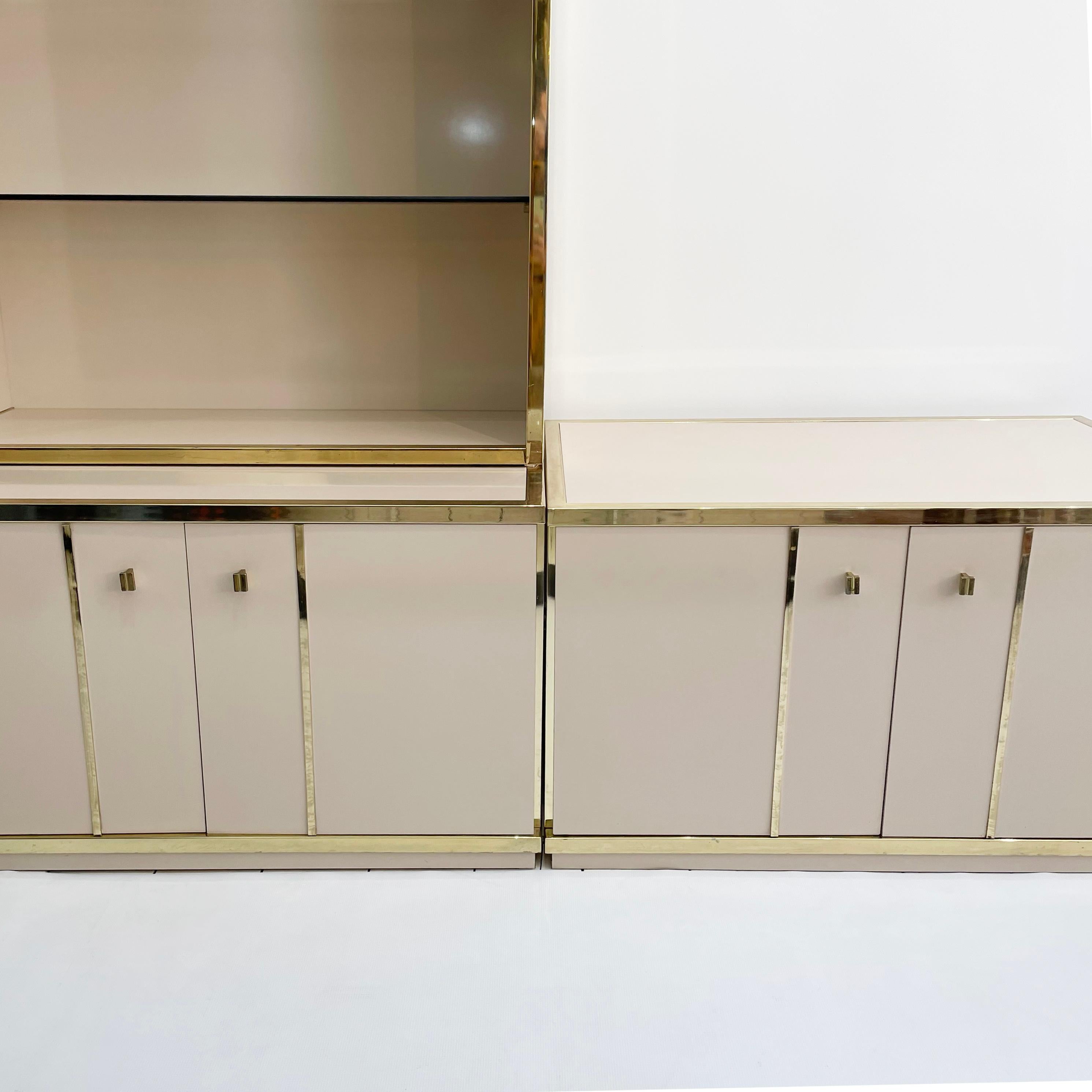 Renato Zevi Beige Brass Display Cabinet 1970s Smoked Glass For Sale 1
