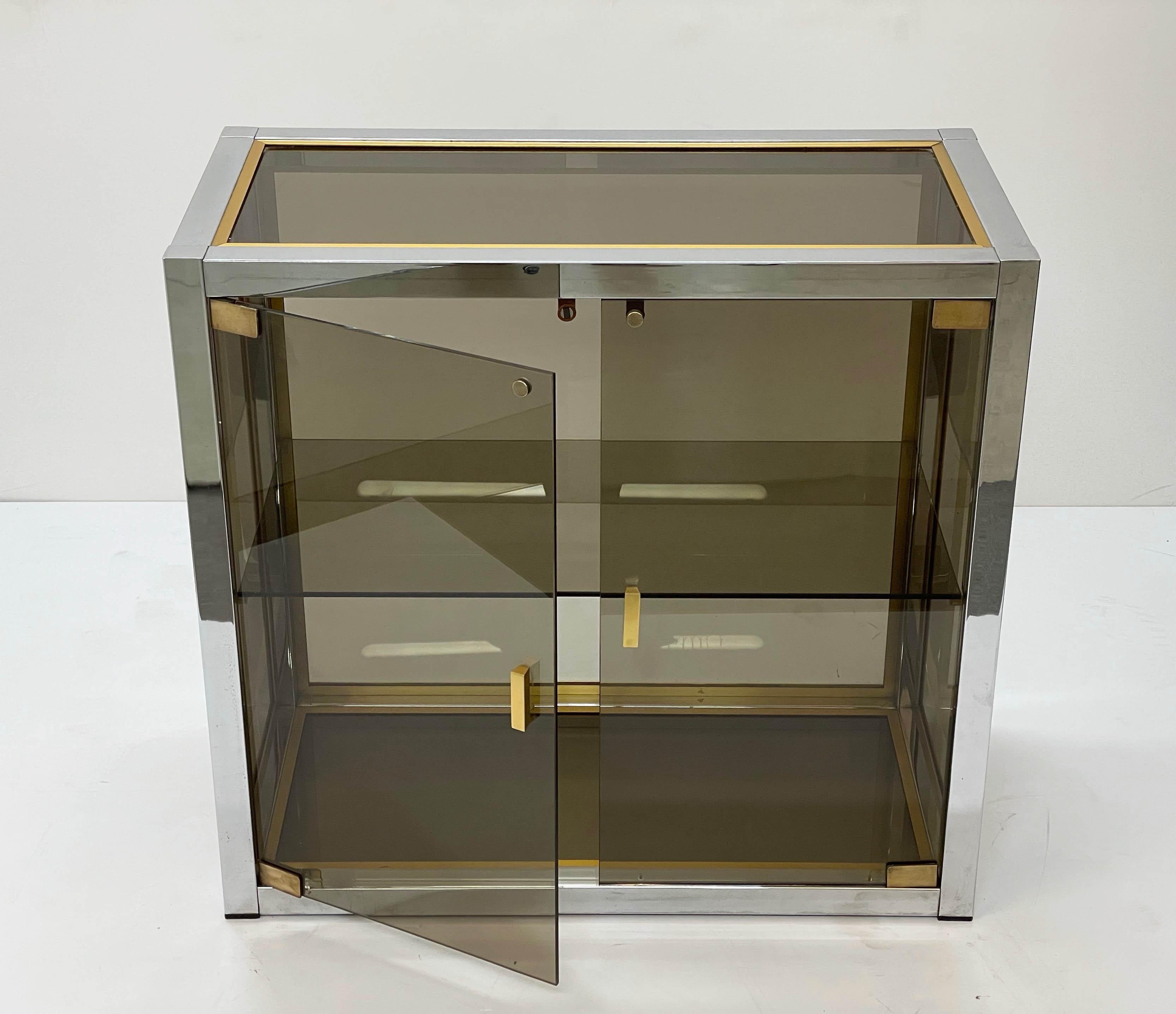 Renato Zevi Brass and Chrome Italian Showcase Vitrine with Glass Doors, 1970s 1