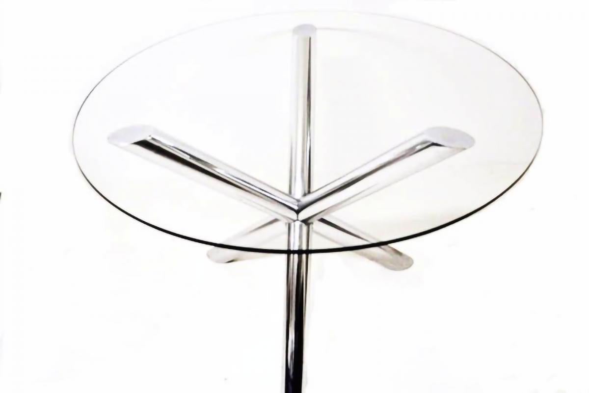 Modern Renato Zevi Design for Roche Bobois France Years 1970 Table in Chrome and Glass For Sale