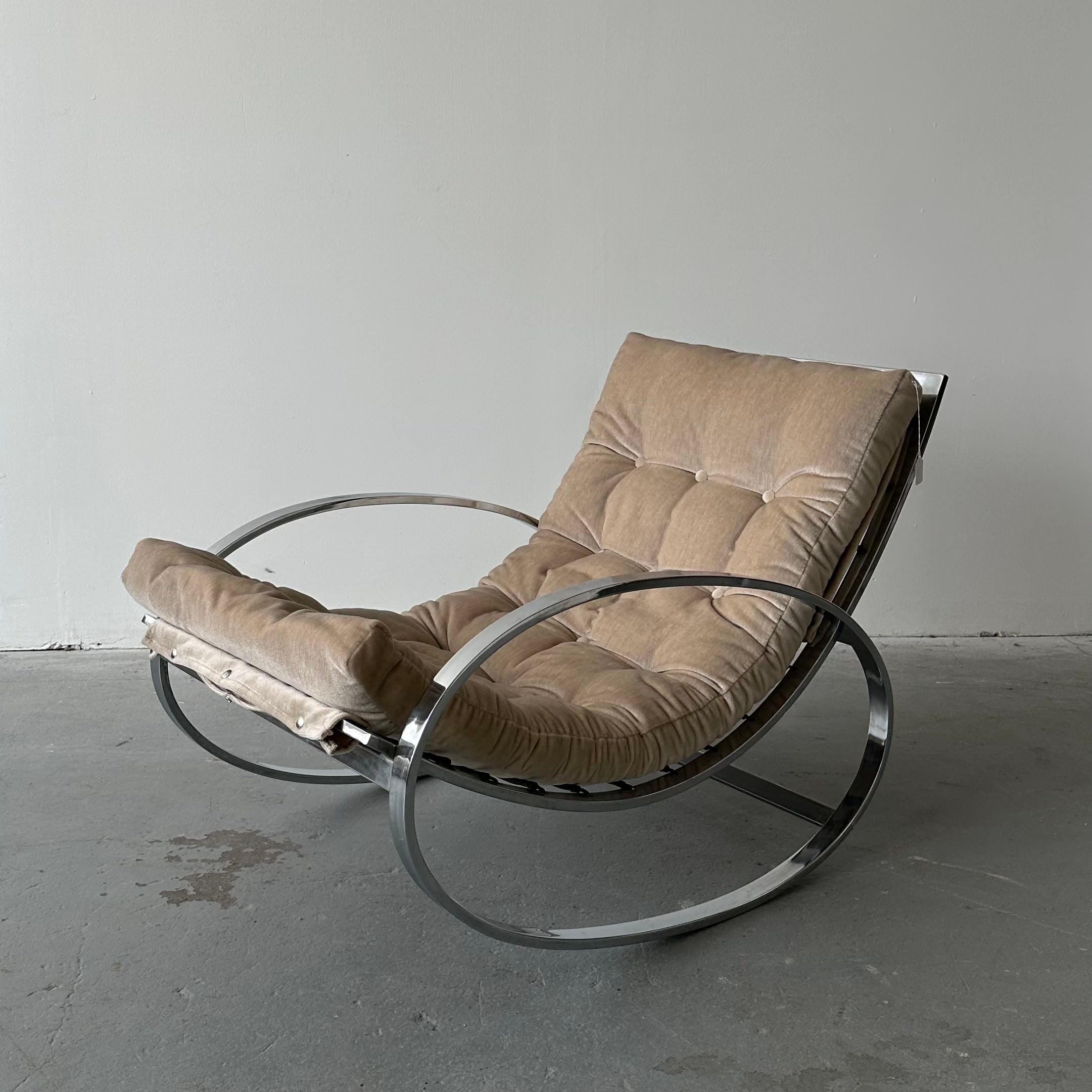 American Renato Zevi “Ellipse” Chair