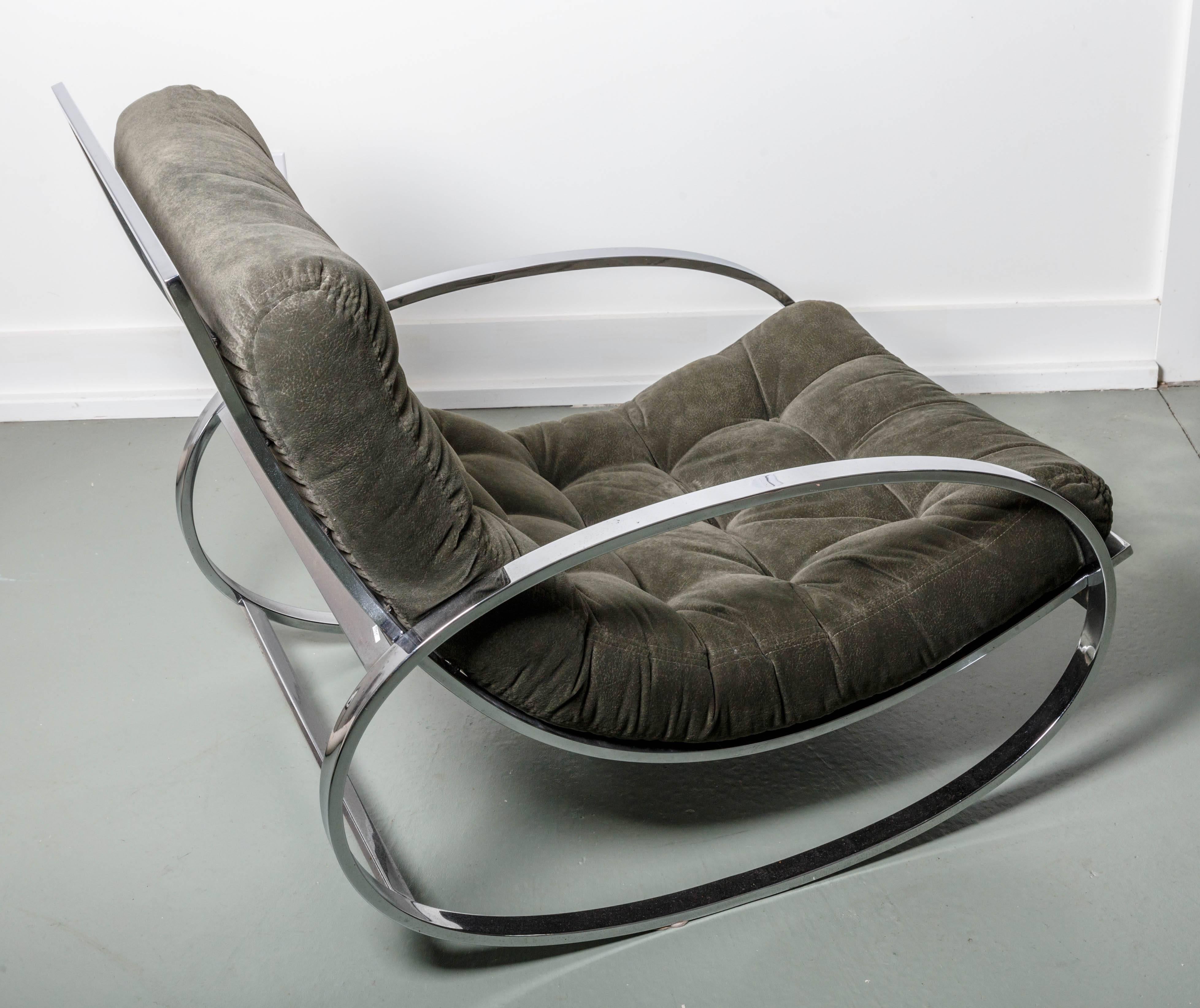 Renato Zevi Ellipse Rocking Chair and Ottoman, in the style of Milo Baughm In Good Condition In Southampton, NY