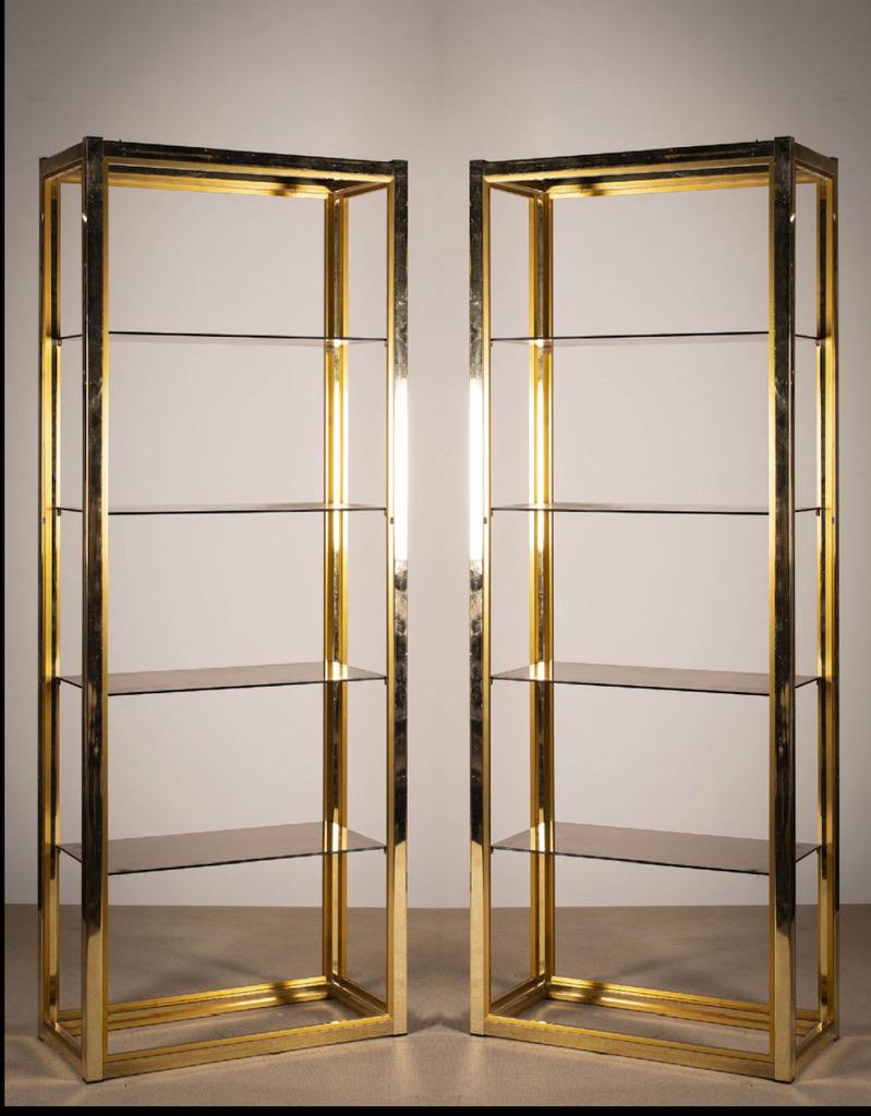 Pair of brass, chrome and smoked glass étagères / shelves by Renato Zevi, Italy ca. 1970s
Very good condition
H 203 x W 76 x D 37 cm
