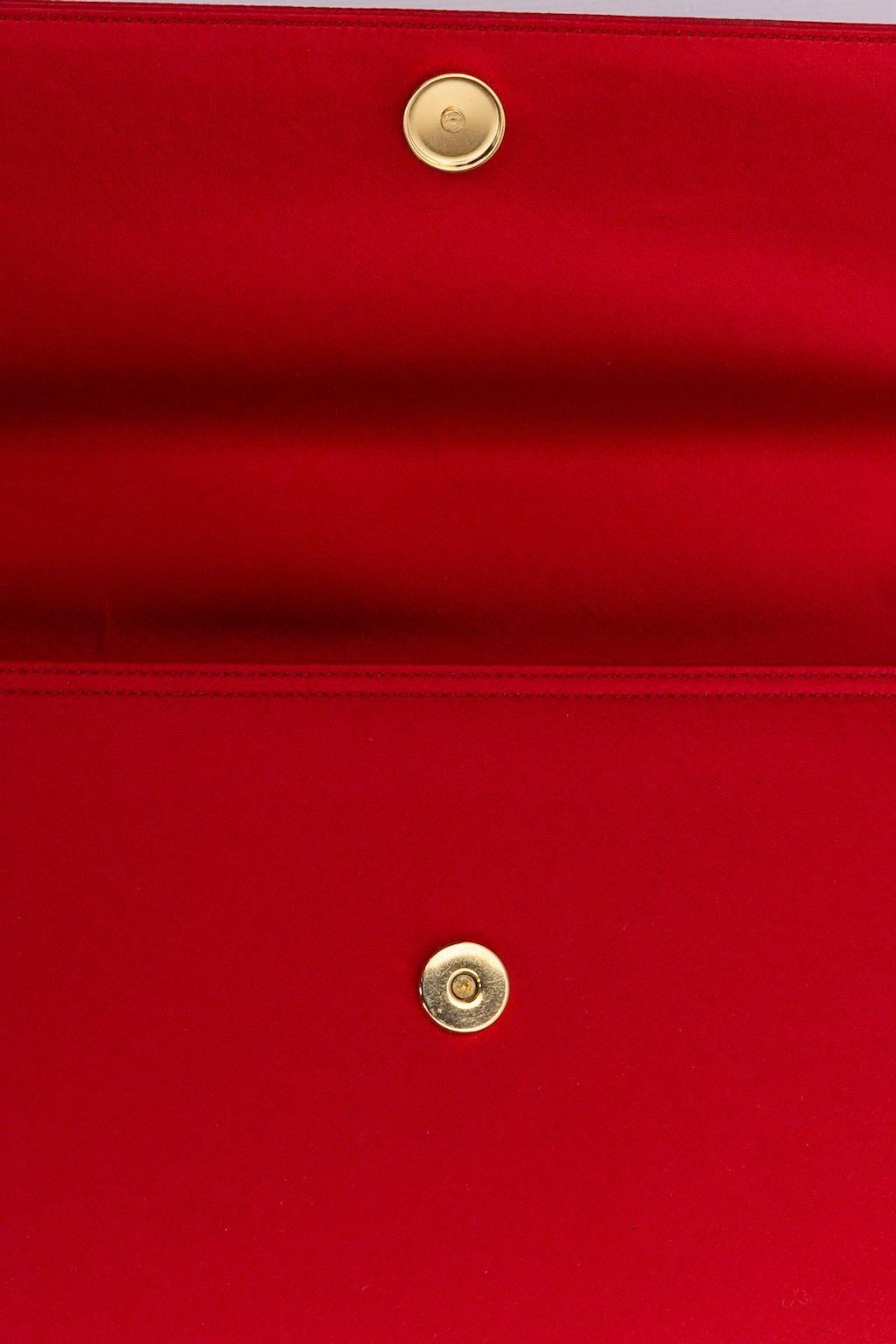 Rote Perlen-Tasche von Renaud Pellegrino im Angebot 4