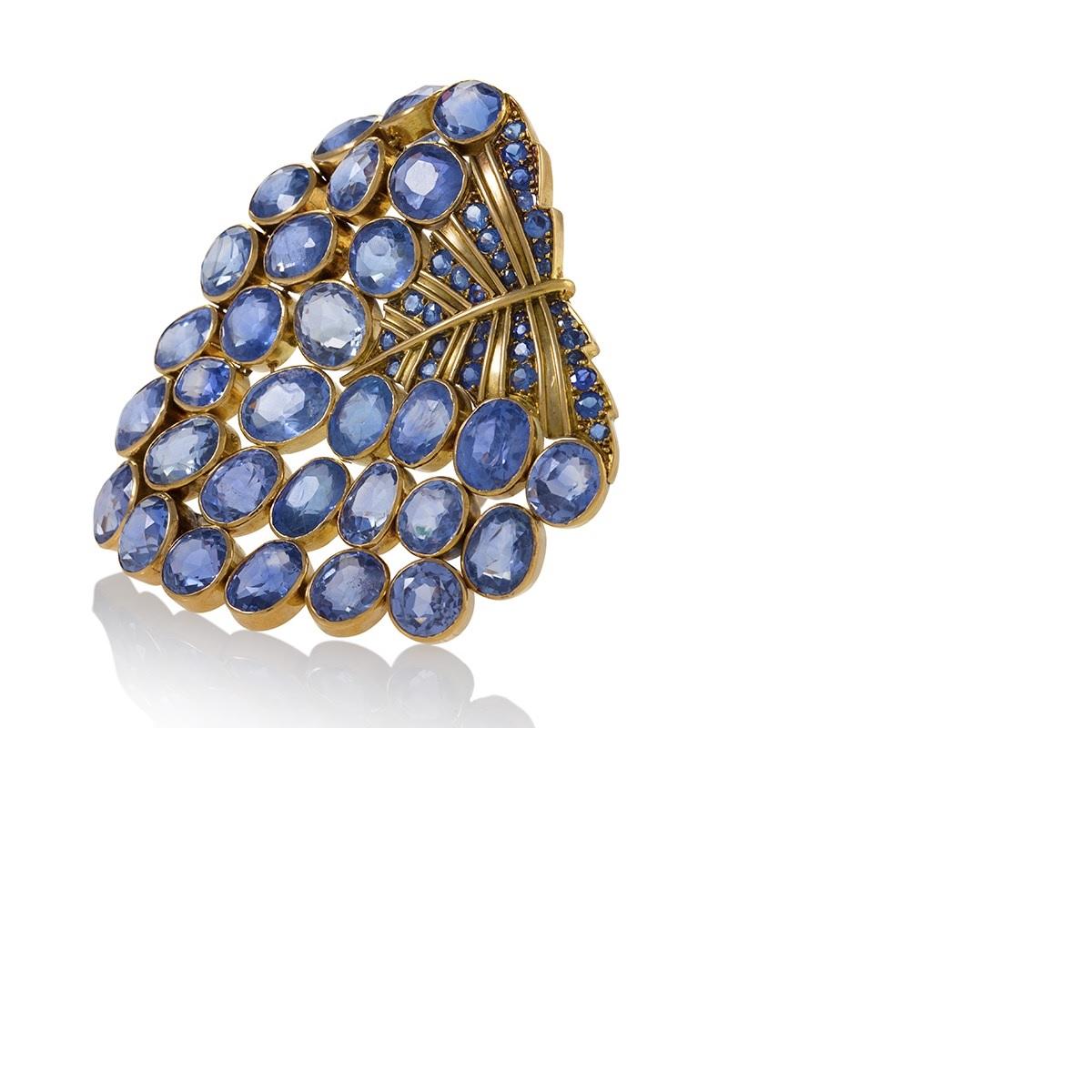 In the 1930s, the creative women at the House of René Boivin returned to naturalistic themes—like this blue sapphire 