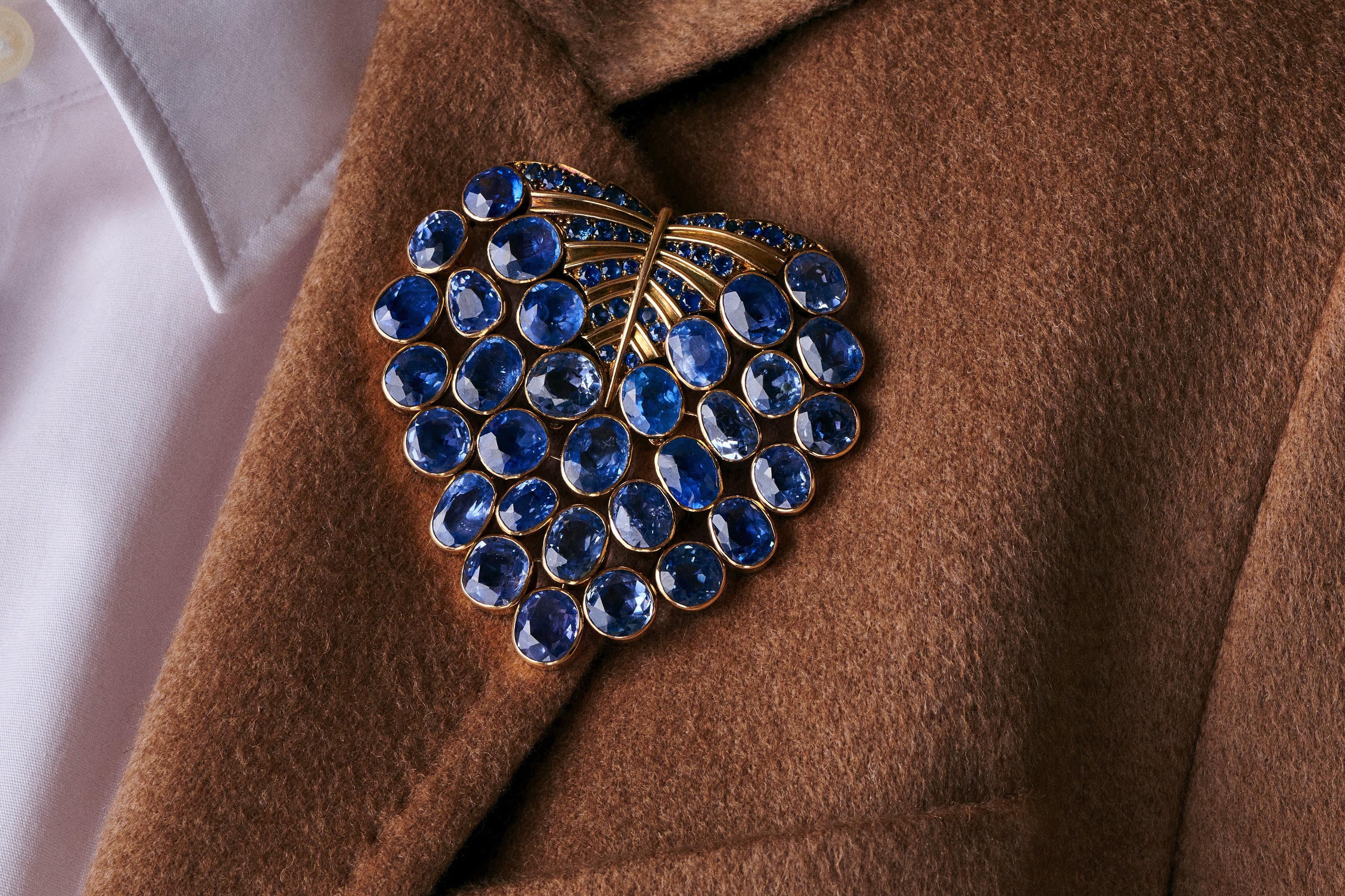 Oval Cut René Boivin Sapphire “Feuille” Brooch For Sale