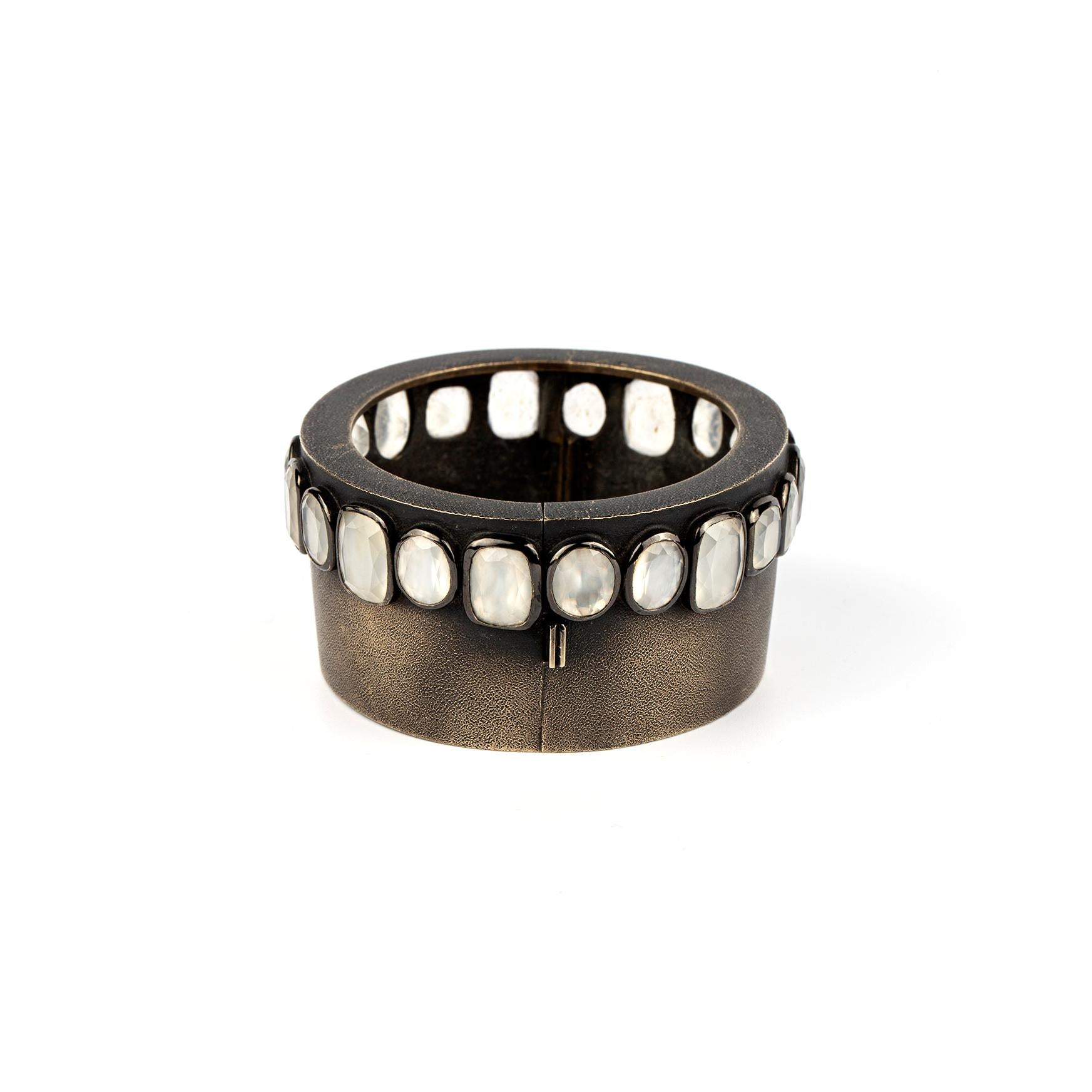 René Boivin Blackened Gold and Moonstone Cuff In Excellent Condition For Sale In New York, NY